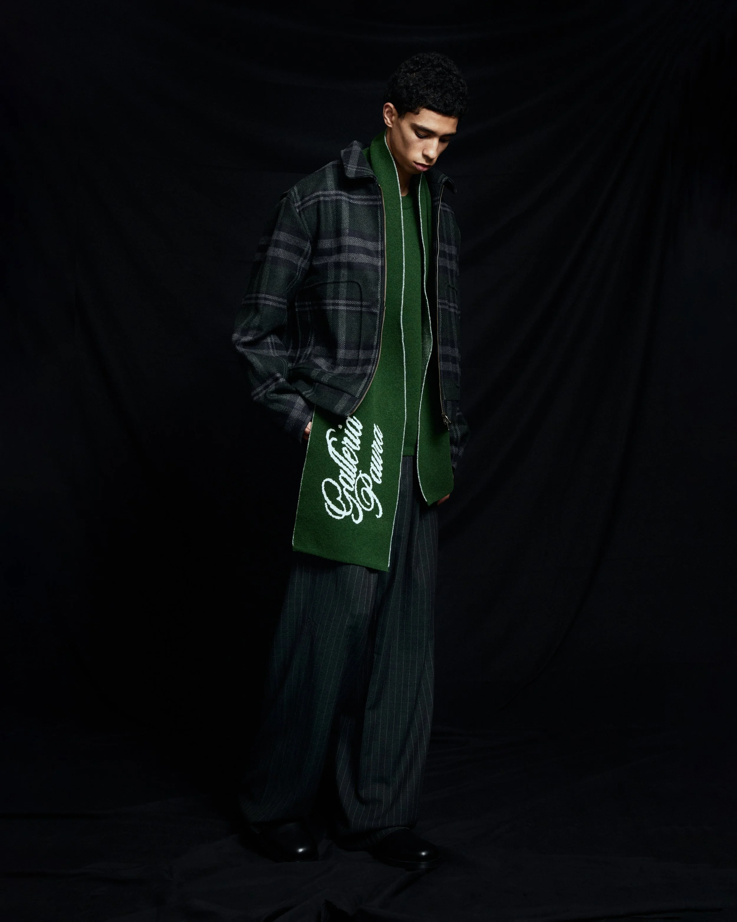 PAURA FW245153_1.jpg