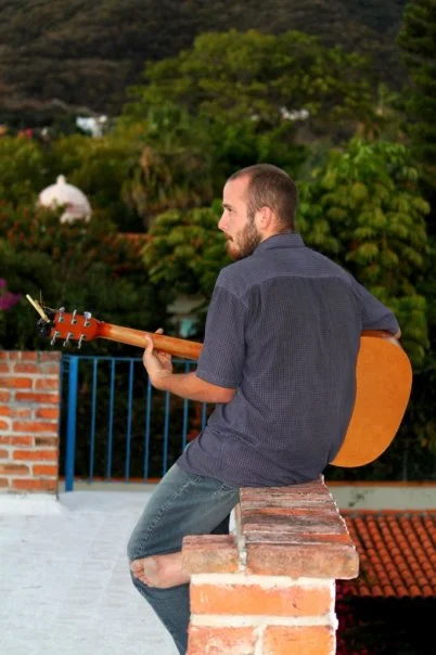 Playing on the rooftop in Ajijic, Lake Chapala. Photo by Mary-Ellen?