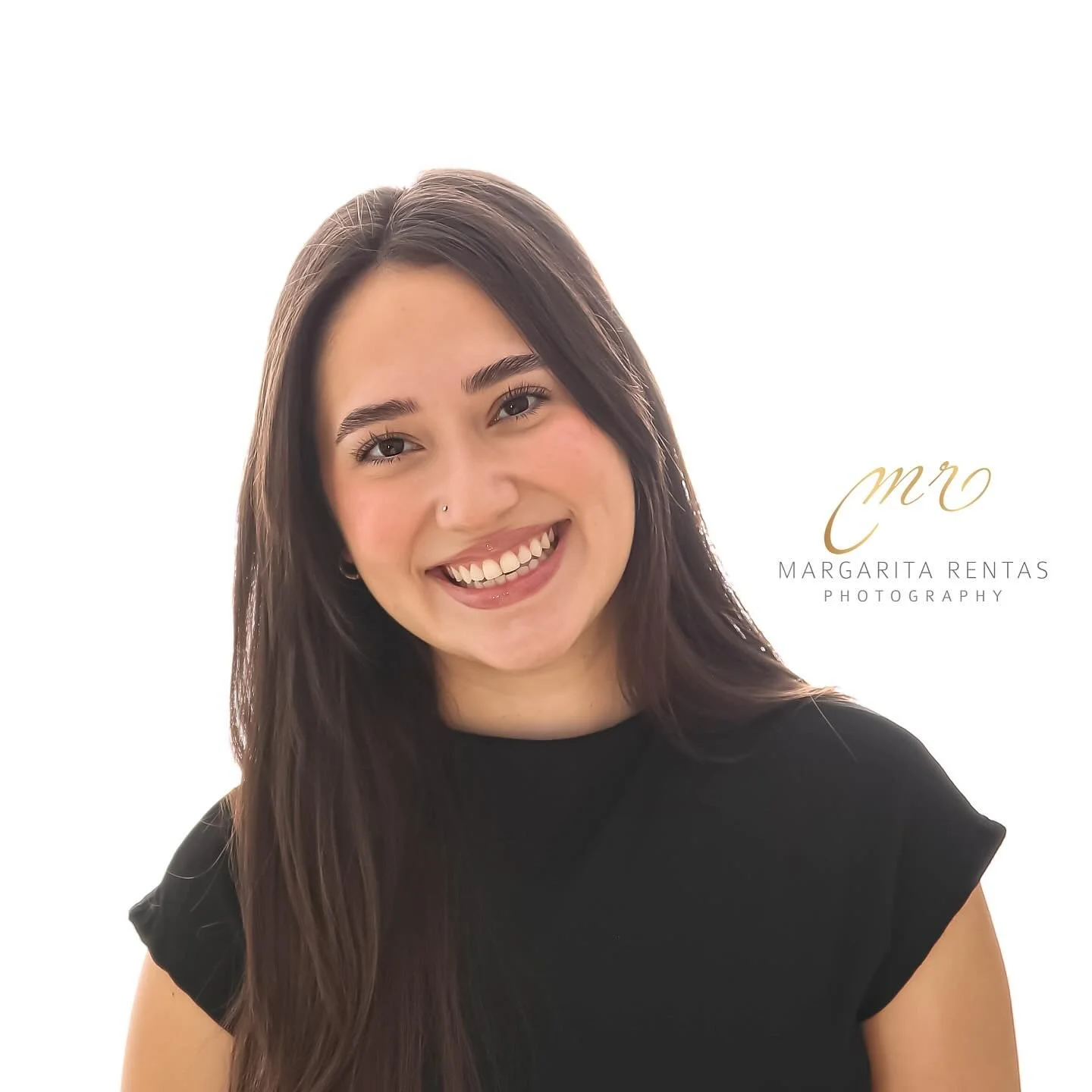 You don’t need a milestone.
You don’t need a reason.
You just need a moment where the camera sees you the way you do.
Clean. Confident. Current.
📸 DM “ME” if it’s time to update your image — for no one else but