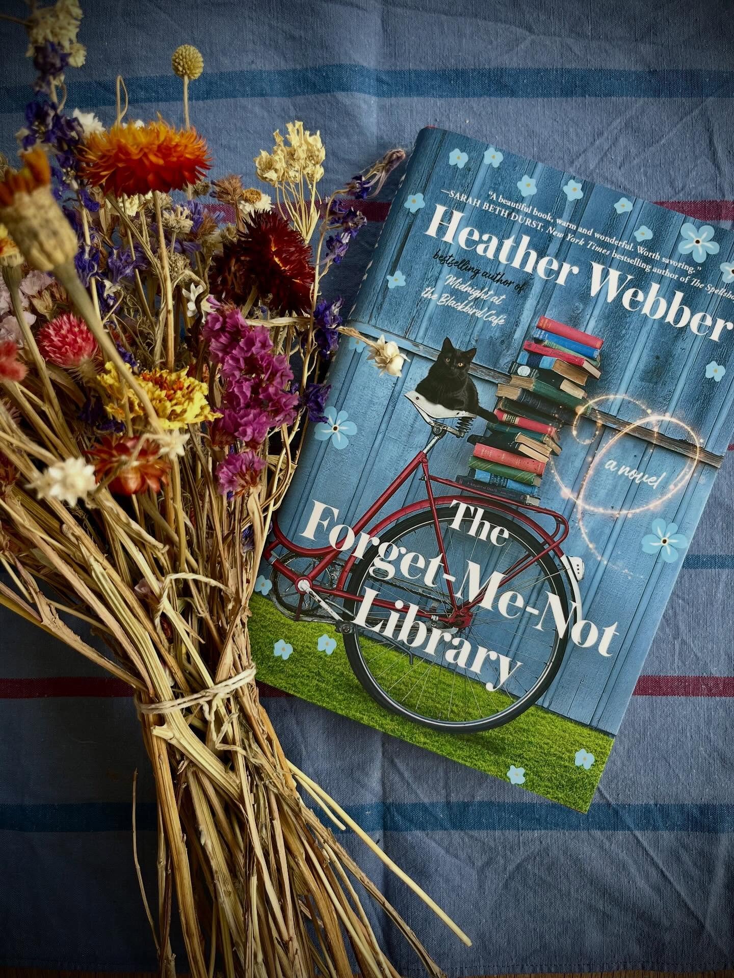 Happy book birthday to the fabulous Heather Webber!!!💕💫🎉 I'm just a few chapters in and already loving The Forget-Me-Not Library! 🥰 

The small town setting feels so heartwarming, and the characters already feel like friends. 📚💓 This is the per