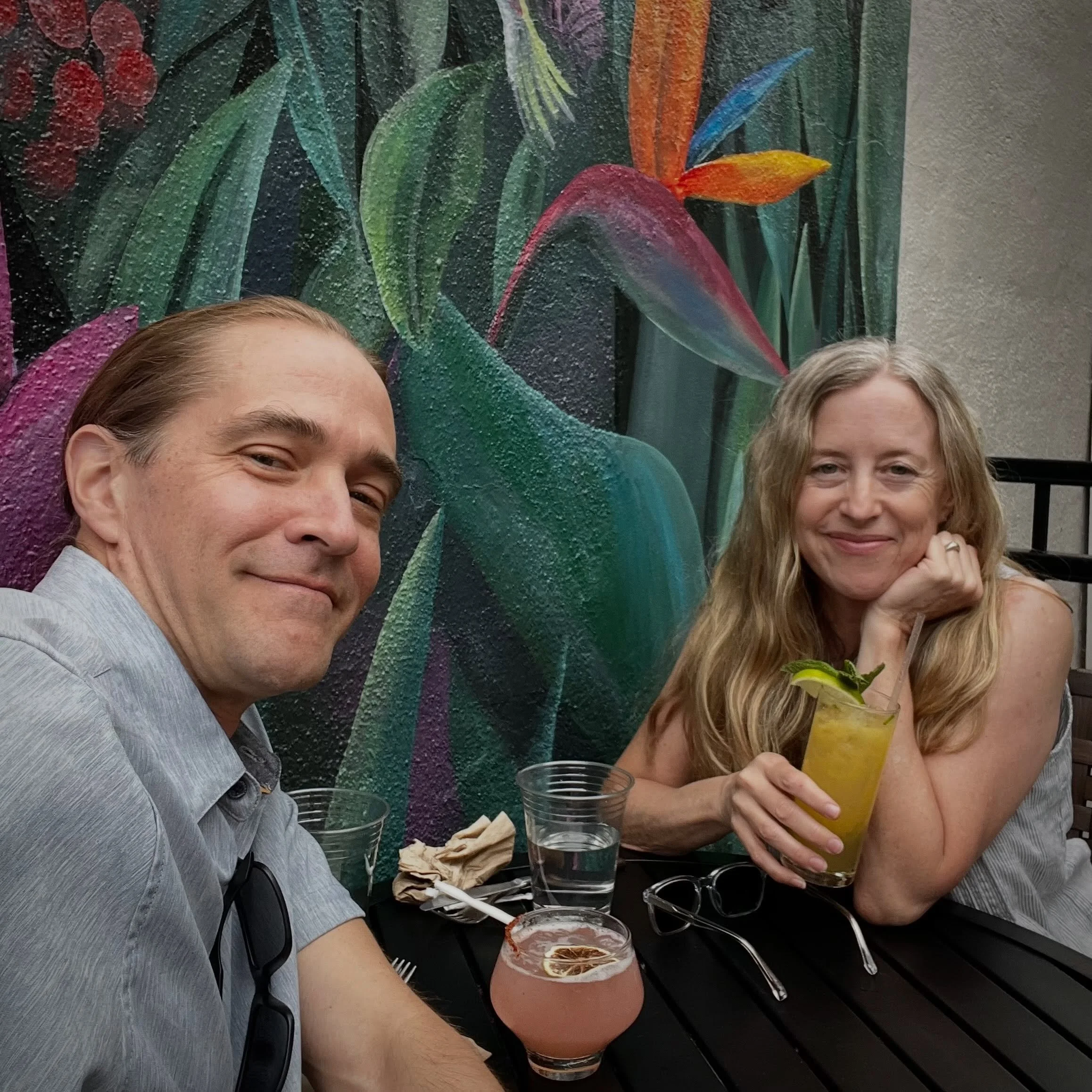 Thanks for the kind birthday wishes, my friends! 💓 I had a beautiful day, celebrating with Bran at brunch in the morning, and with Ian in the evening over dinner in old town. 🎂 

I also spent time in our little garden, harvesting lavender, lemon ba