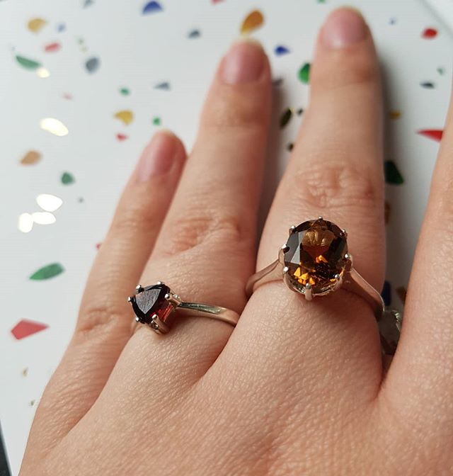I got some new rings in and AAHHH I am tempted to keep them!!!! The trillion garnet matches a pair of studs that are available. And the champagne topaz just catches every little bit of light so brilliantly. 
I've also got a couple of other rings wait