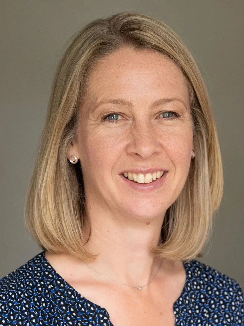 Nadine Thompson headshot
