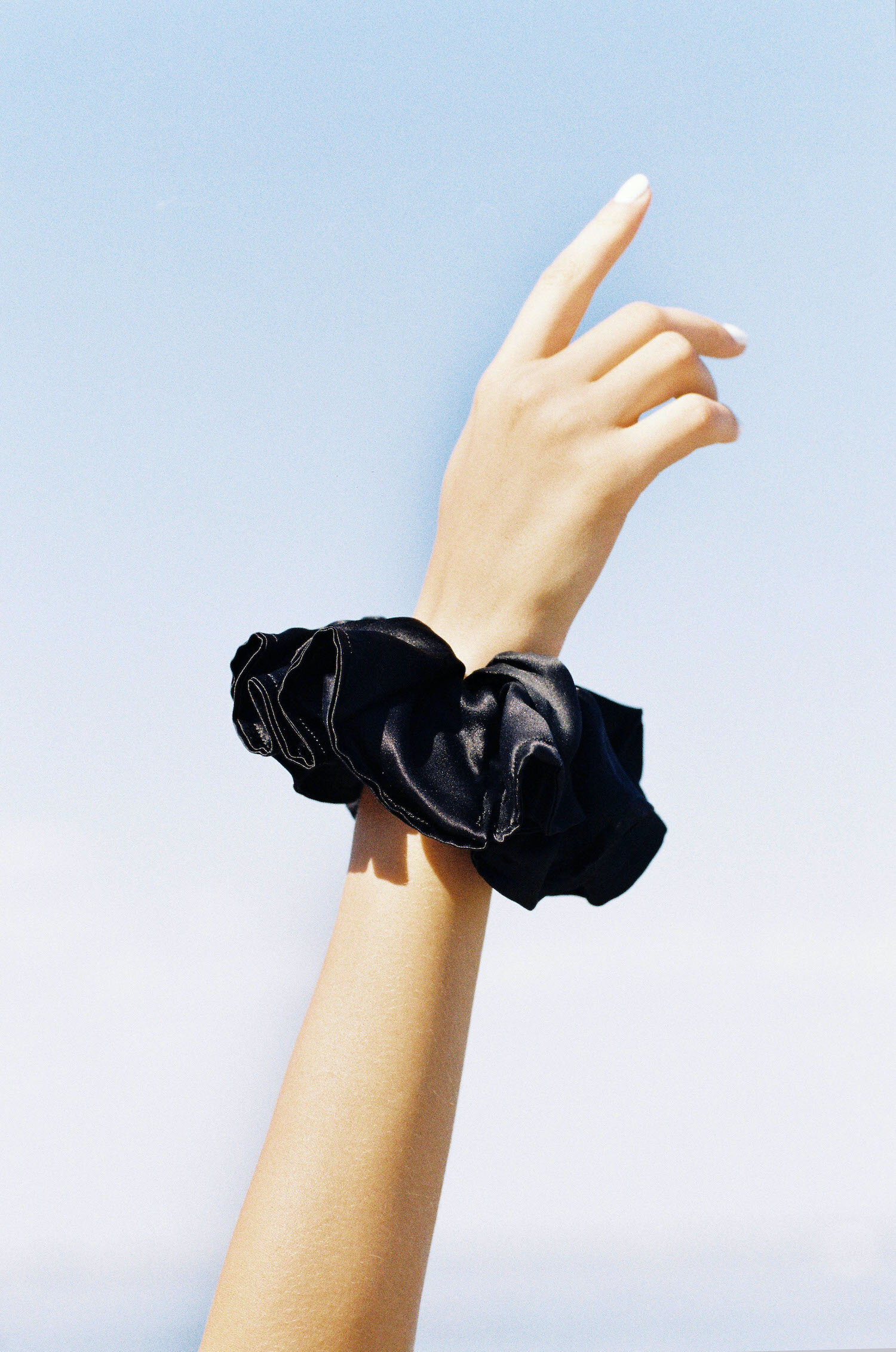 LGD x TARONI - Sustainable Silk Scrunchie