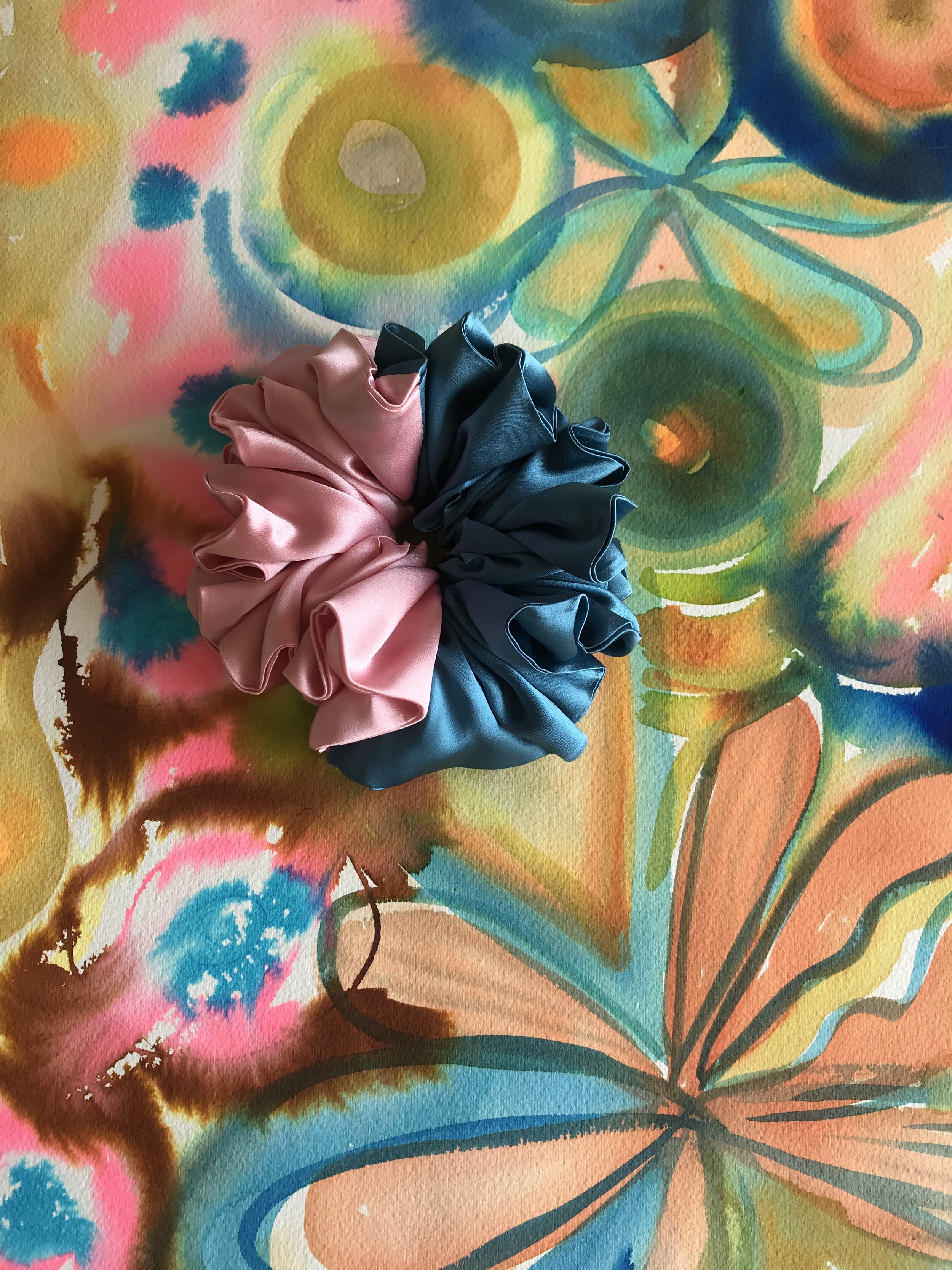 LGD x TARONI - Sustainable Silk Scrunchie