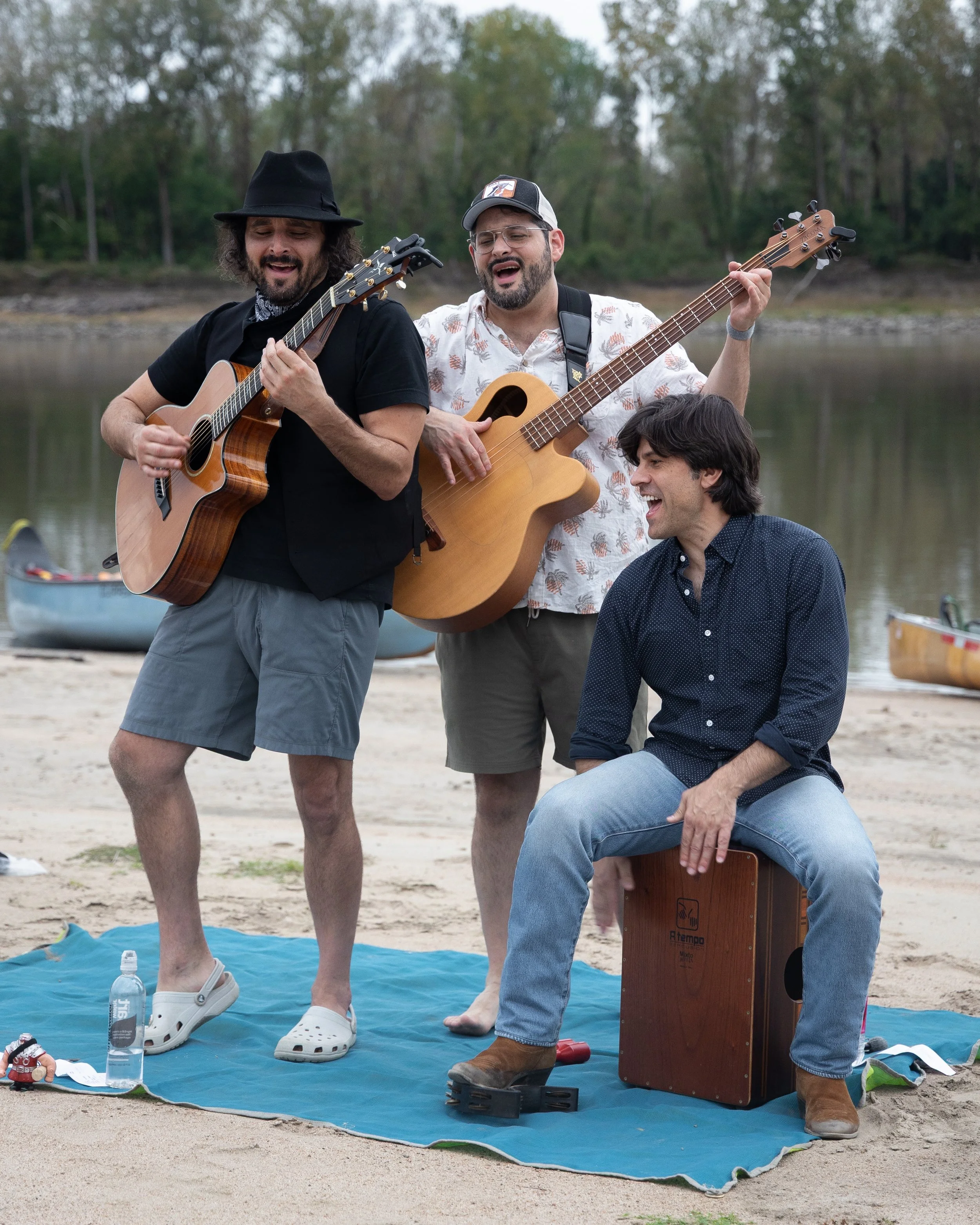 Canoe Concert Series: Pernikoff Brothers live on the Missouri 🔥