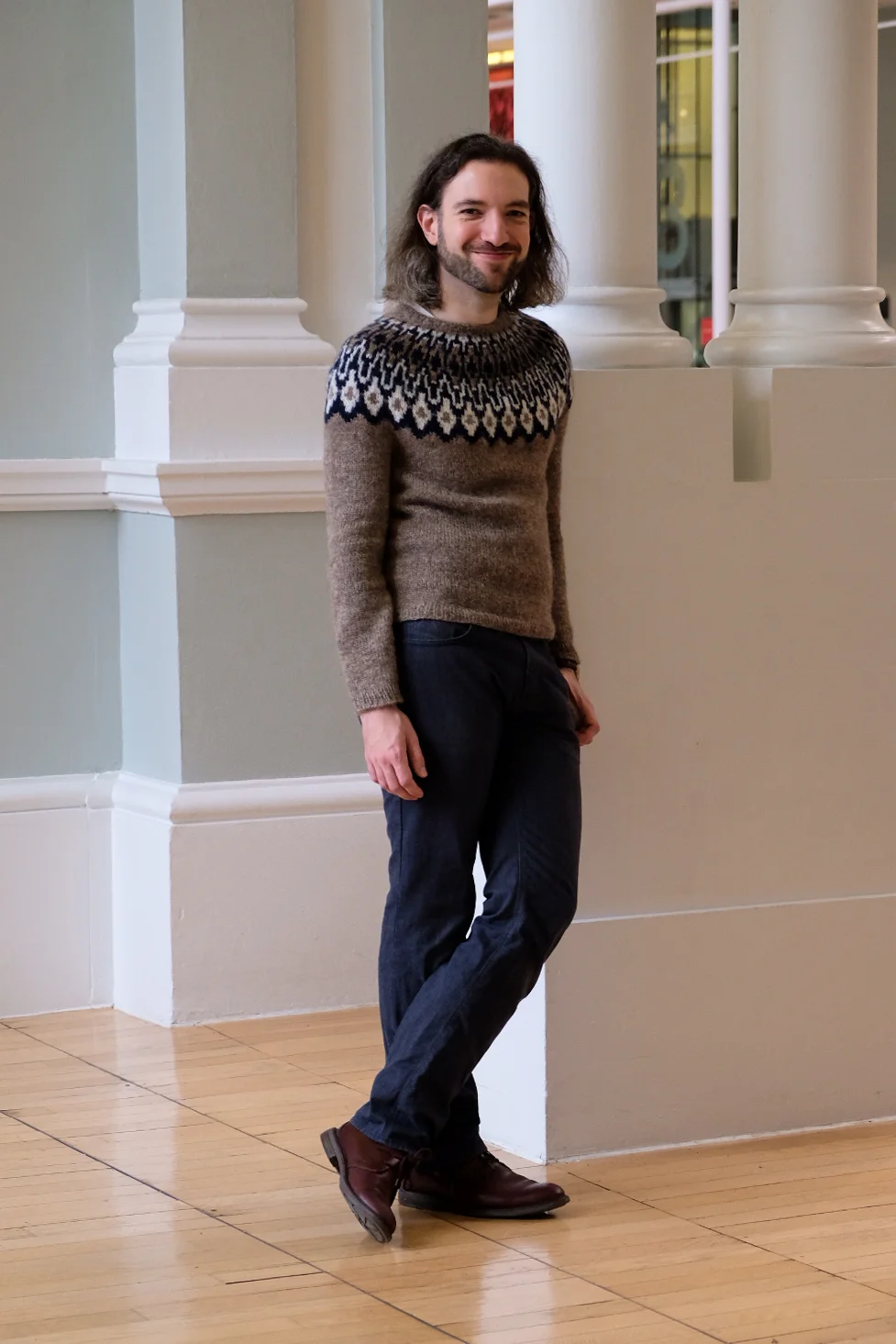 Atlas by Brooklyn Tweed in Oatmeal, Navy and White