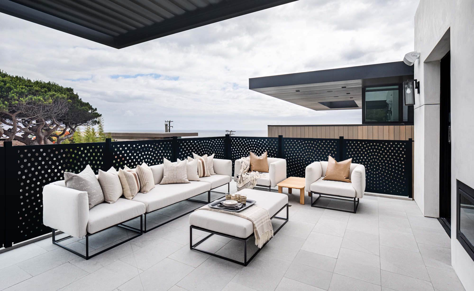 RooftopBalcony.png