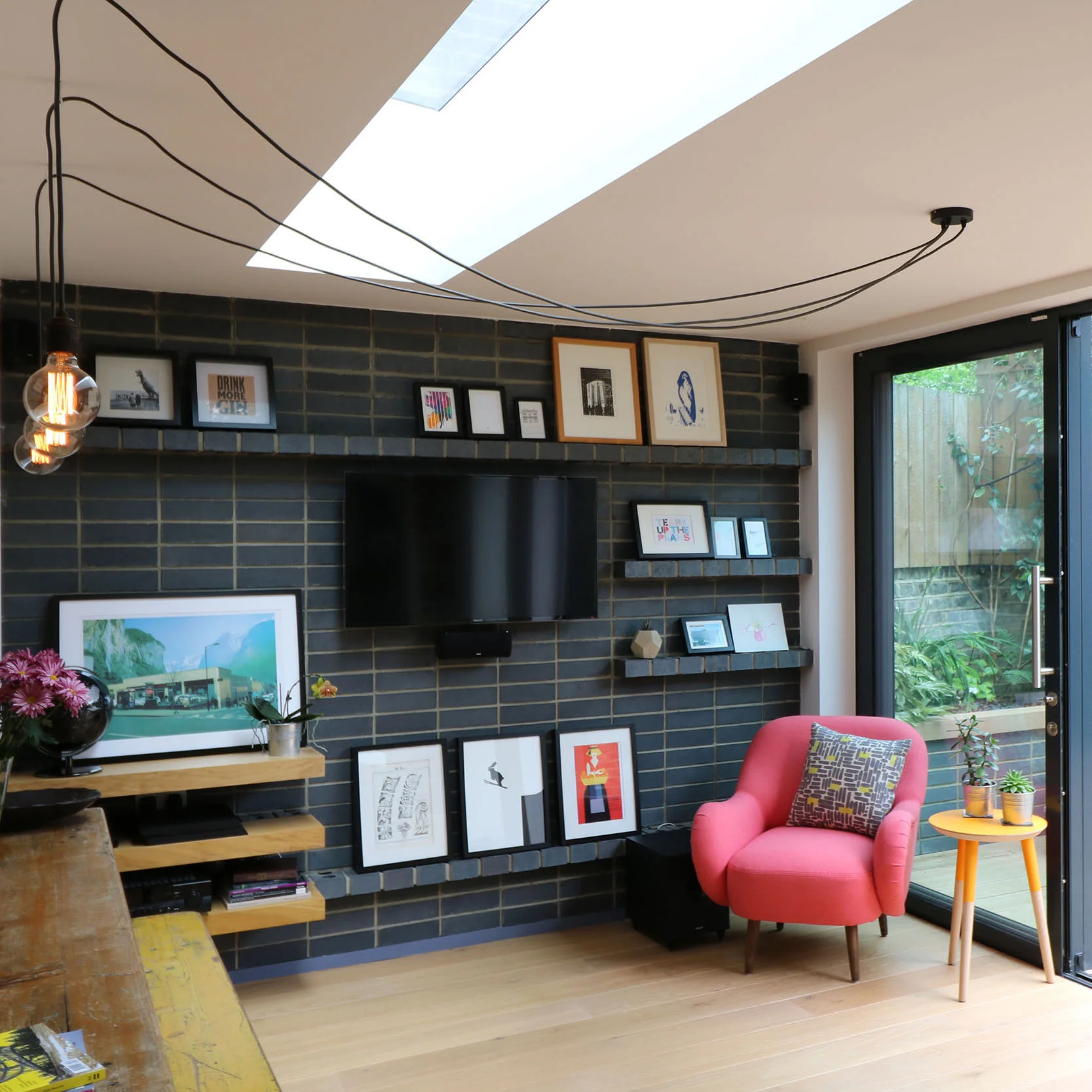 Open-plan-living-room-garden.jpg