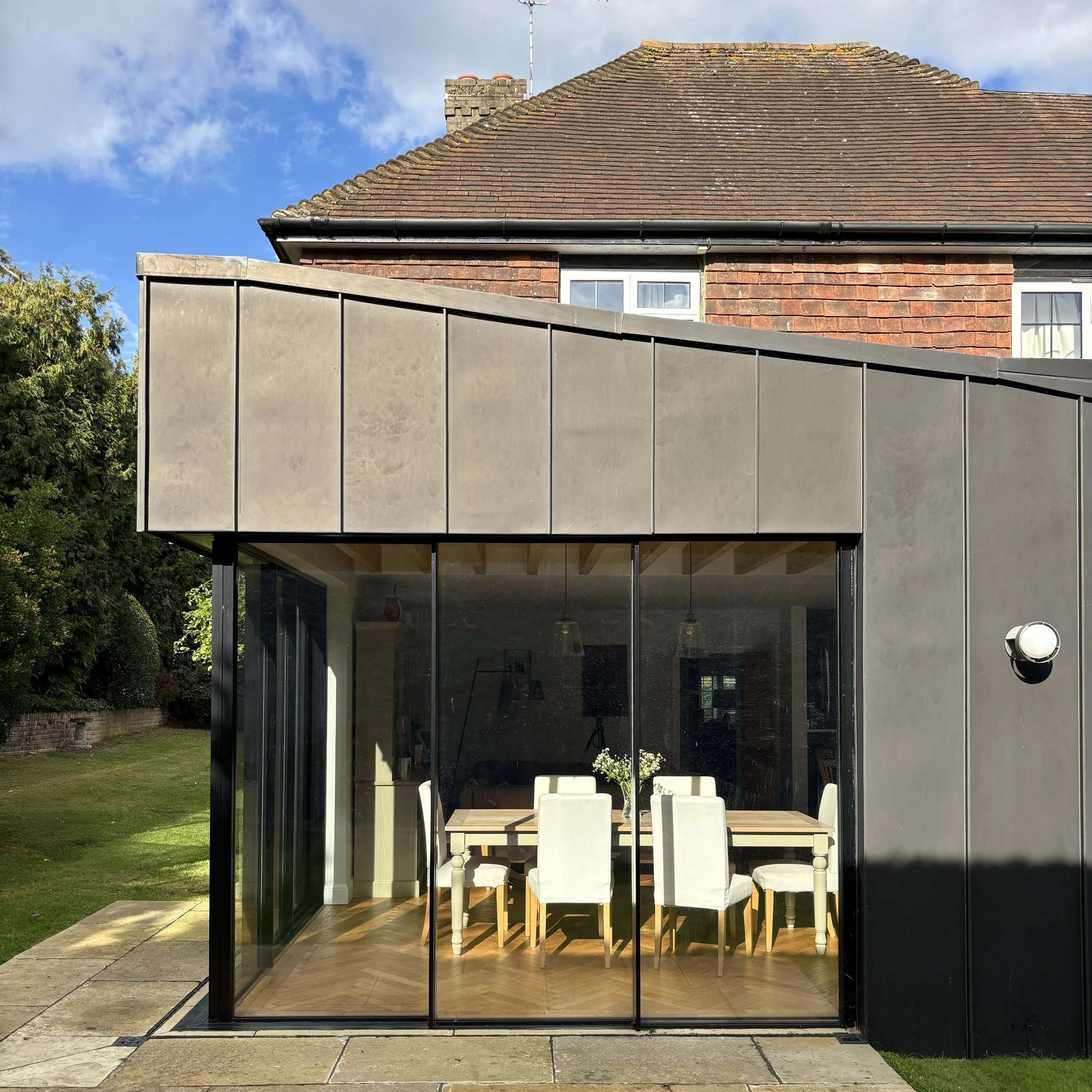 10 Guildford extension external thumbnail.jpg