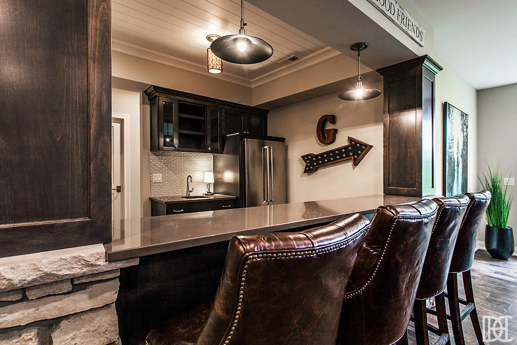 Bar_high_2321935.jpg