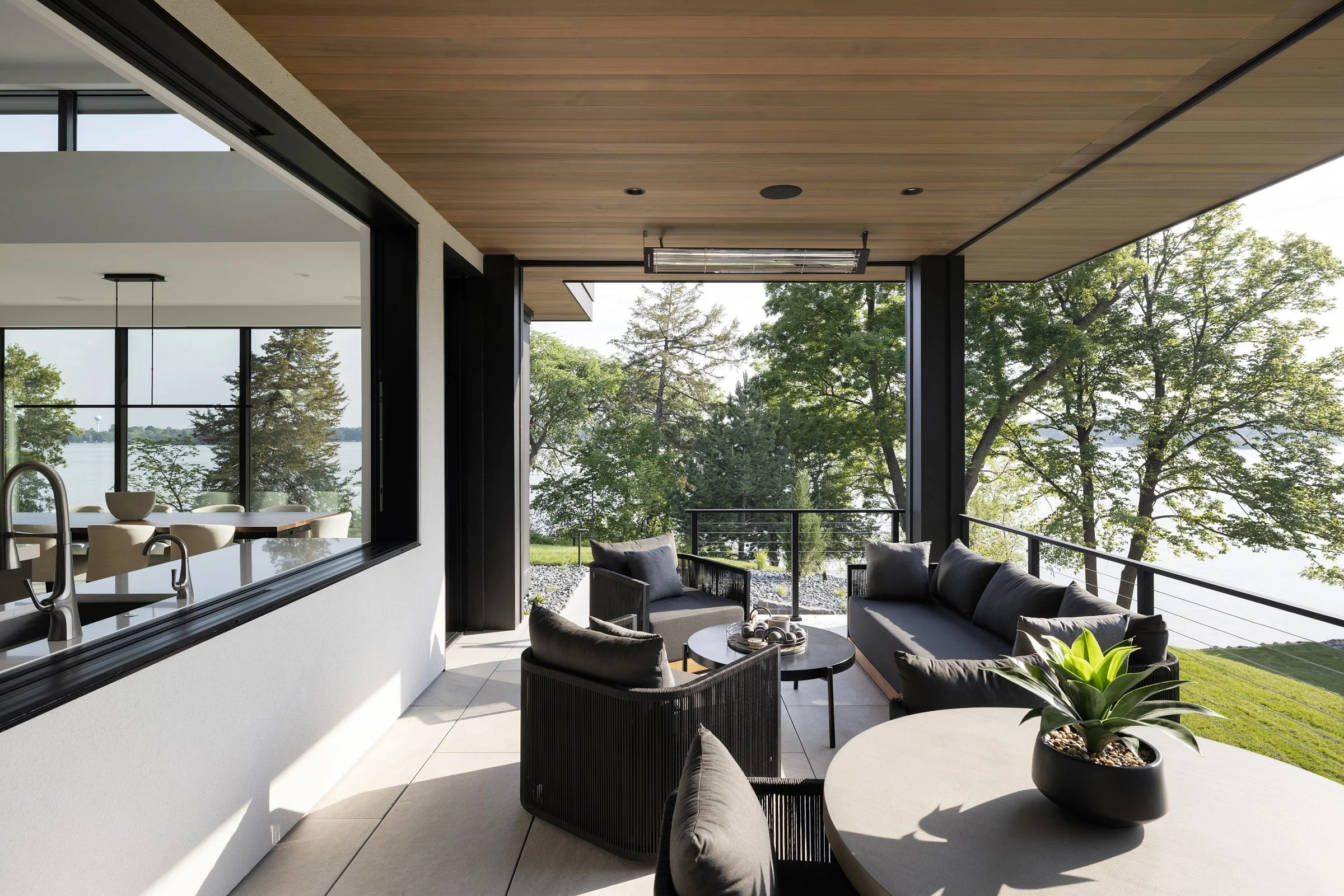 AHT_Denali- NShore Drive_Inteiors_092.jpg