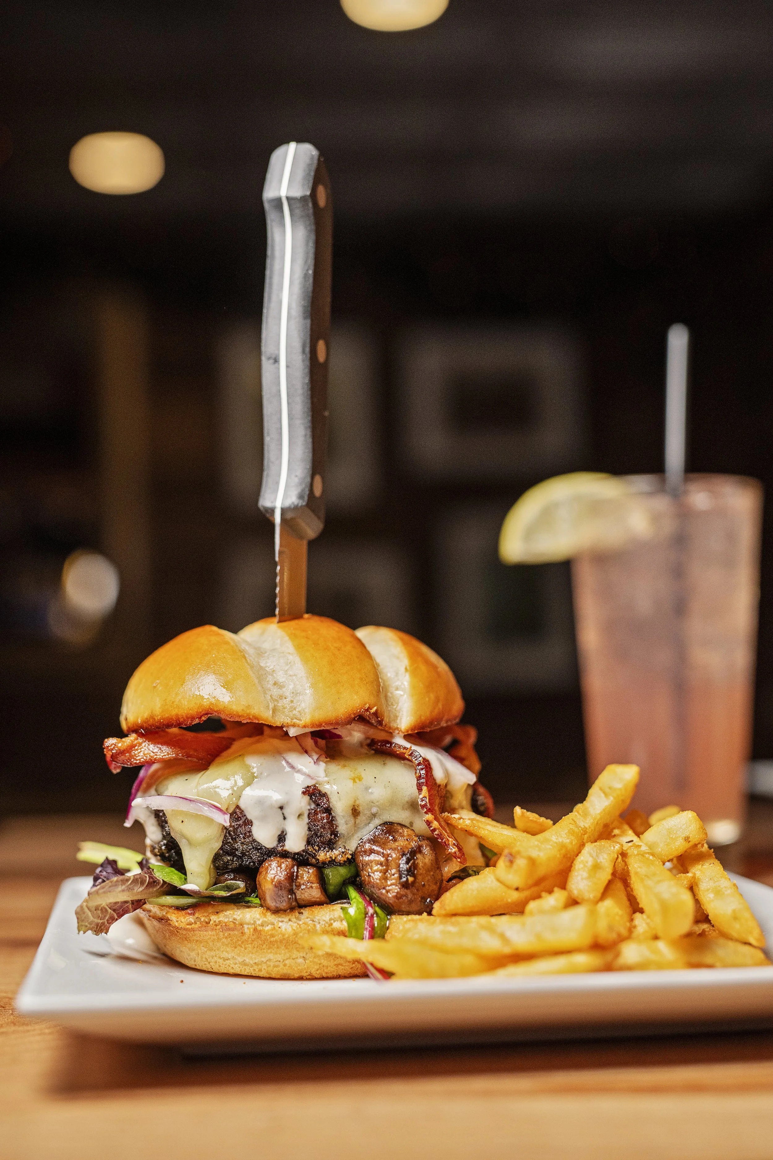 Henry Flach_Kames_HF cheeseburger (7) editsmall.jpg