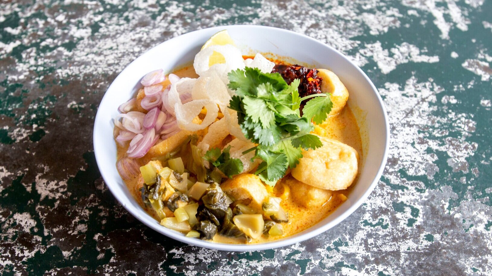 KhaoSoi_KraPowLDN_London.jpg