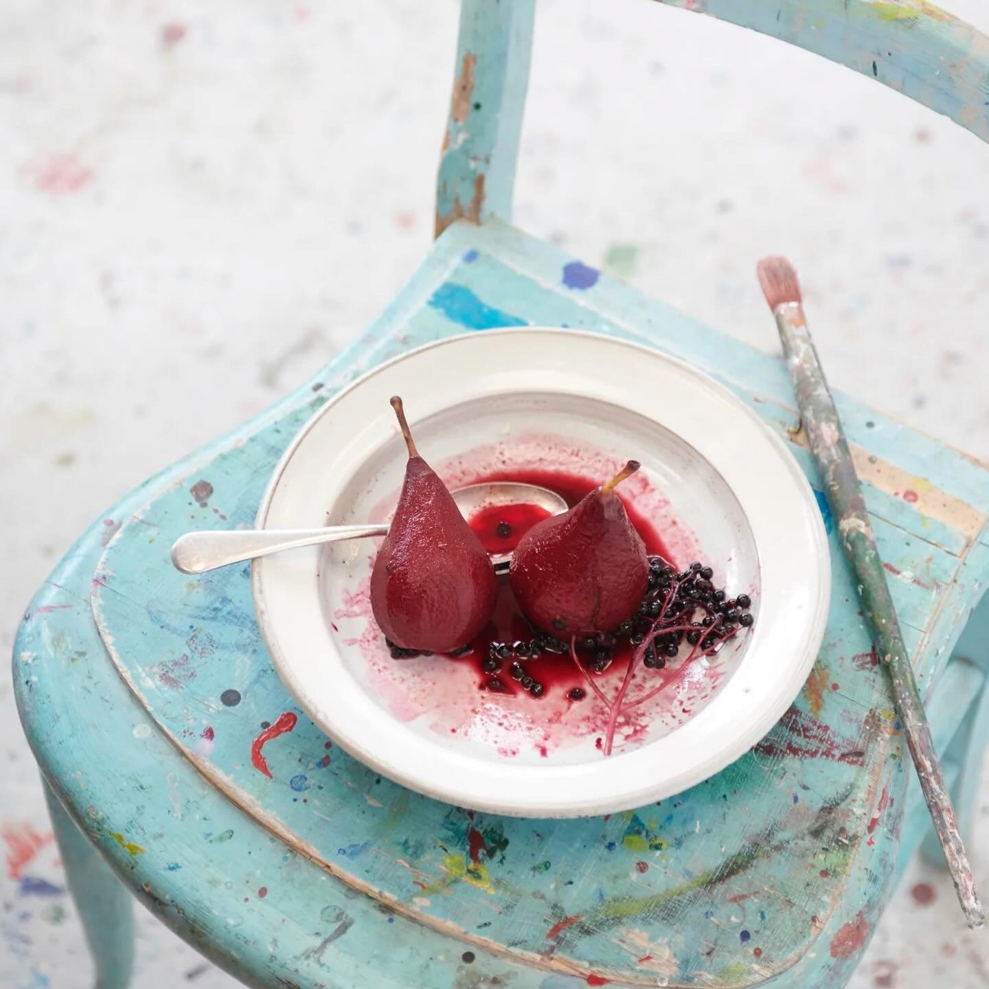 When food becomes art. Inspired by the famous cookery books we captured UK artist Jessica Mallorie within her studios. We produced a series of images throughout a hectic day of food prep and shooting in various locations. Captured on @nikoneurope #fo