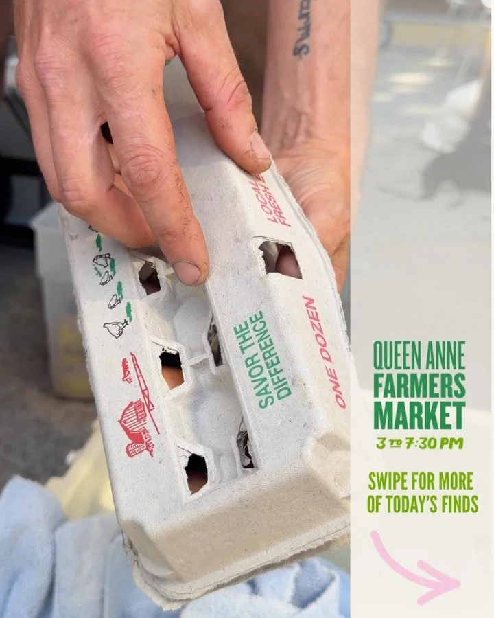 So many new delights today at QAFM! 

🌻Eggs (!) @skinnykittyfarms 
🌻Sunflowers @xiongchaandchagarden 
🌻Banana sweet peppers @alvarezorganicfarms 
🌻Hawaiian shave ice @mikesshaveice (new vendor!)
🌻Bing bling cherry cookies (bing cherries, dark Be