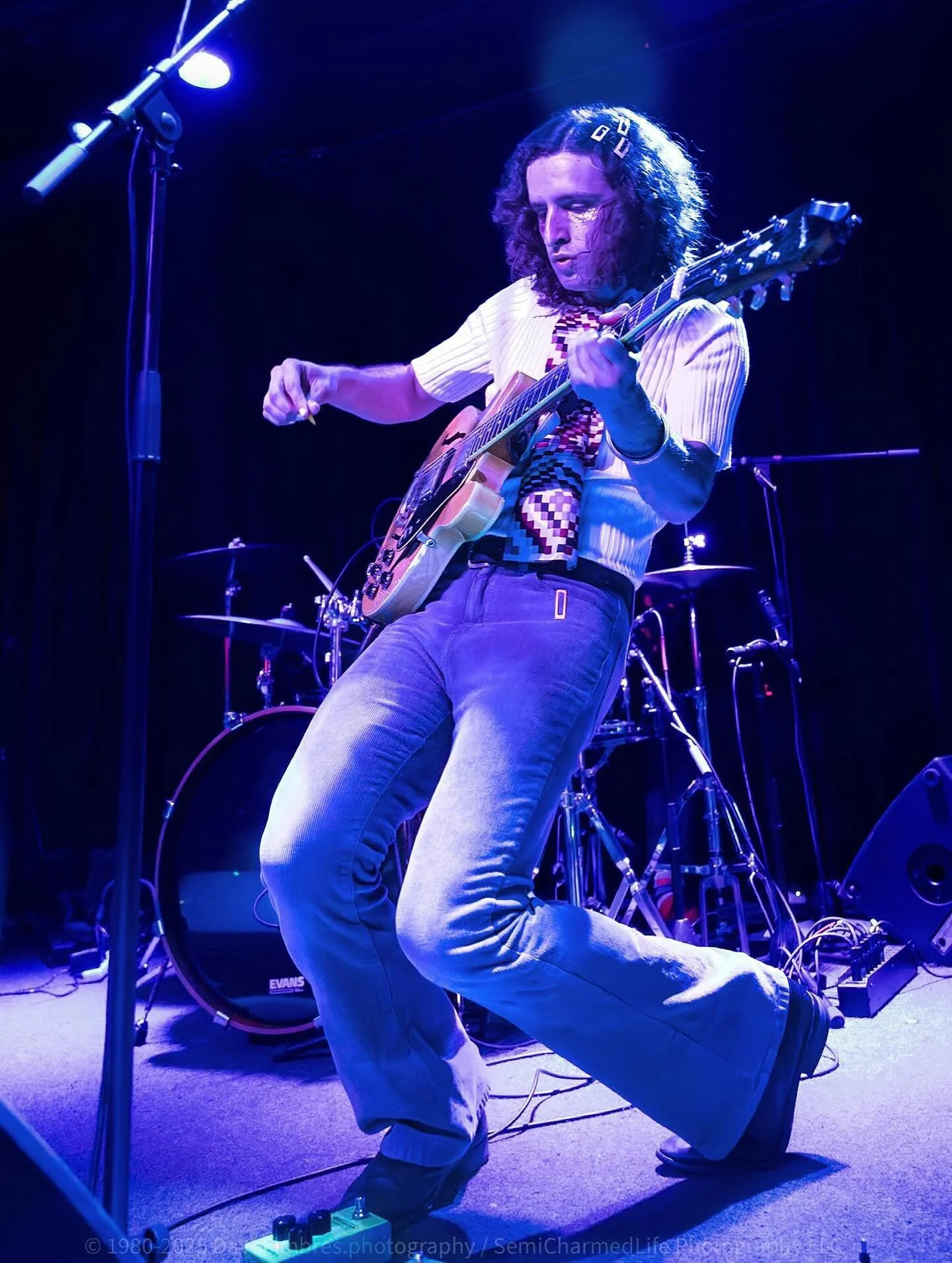 NEXT WEEK 11/16 we&rsquo;re playing @galaxyhut in Arlington with special guests @dougie_band! Show starts at 9pm // 21+ // $10 - see you there! 🔹🔺🔹

📸: @semicharmedlifephotography