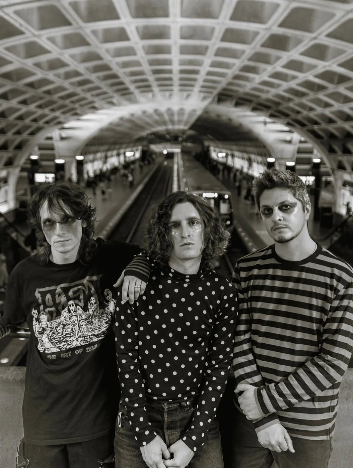 TONIGHT @pearlstreet.dc w/ @doomgong 👻

📸: @ausnapz 

#dcmusic #psychedelic #darkwave #halloween #washingtondc