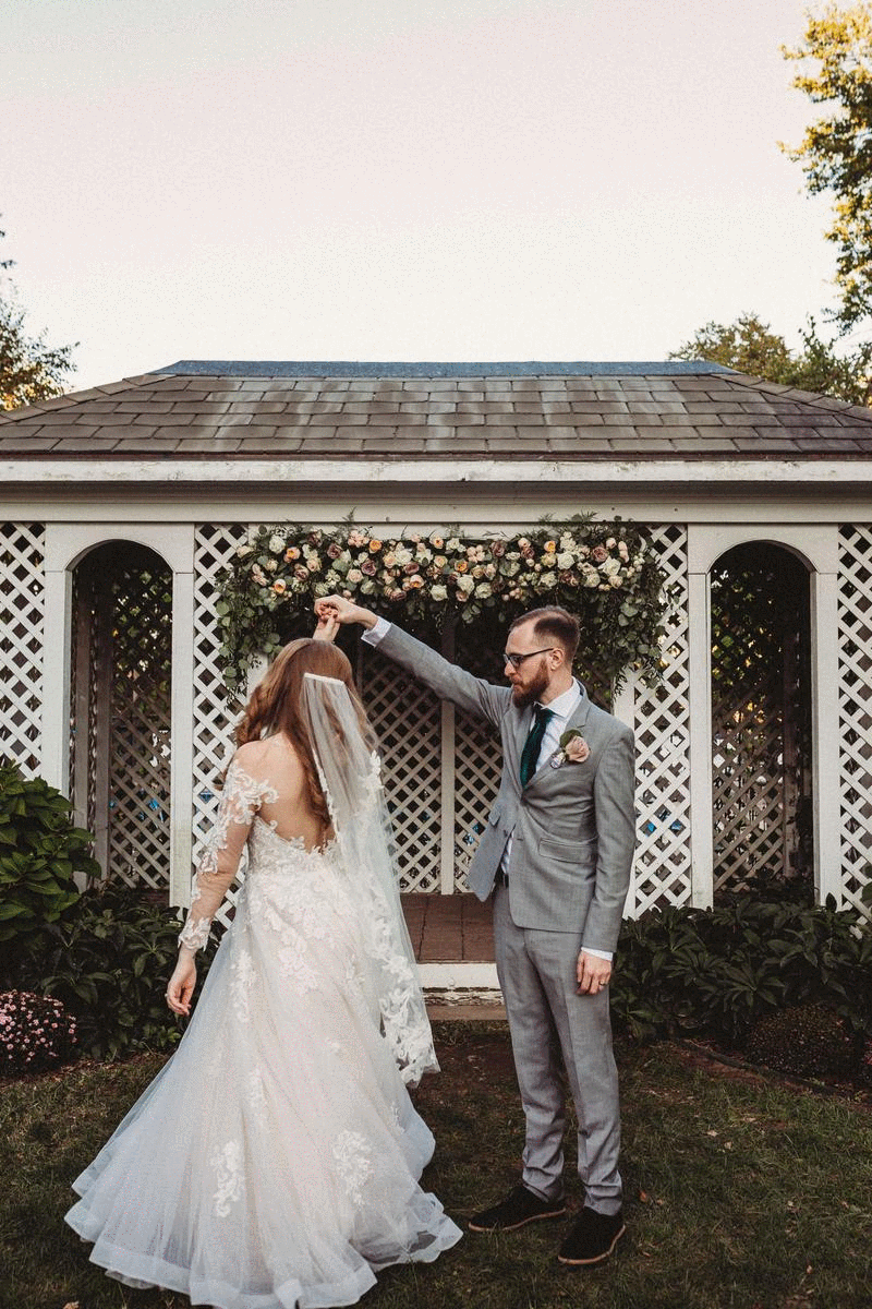 An "Up" Themed Summer Wedding at the Crescent Hotel in Eureka Springs, Arkansas | Jenn Terrell, Wedding Photographer