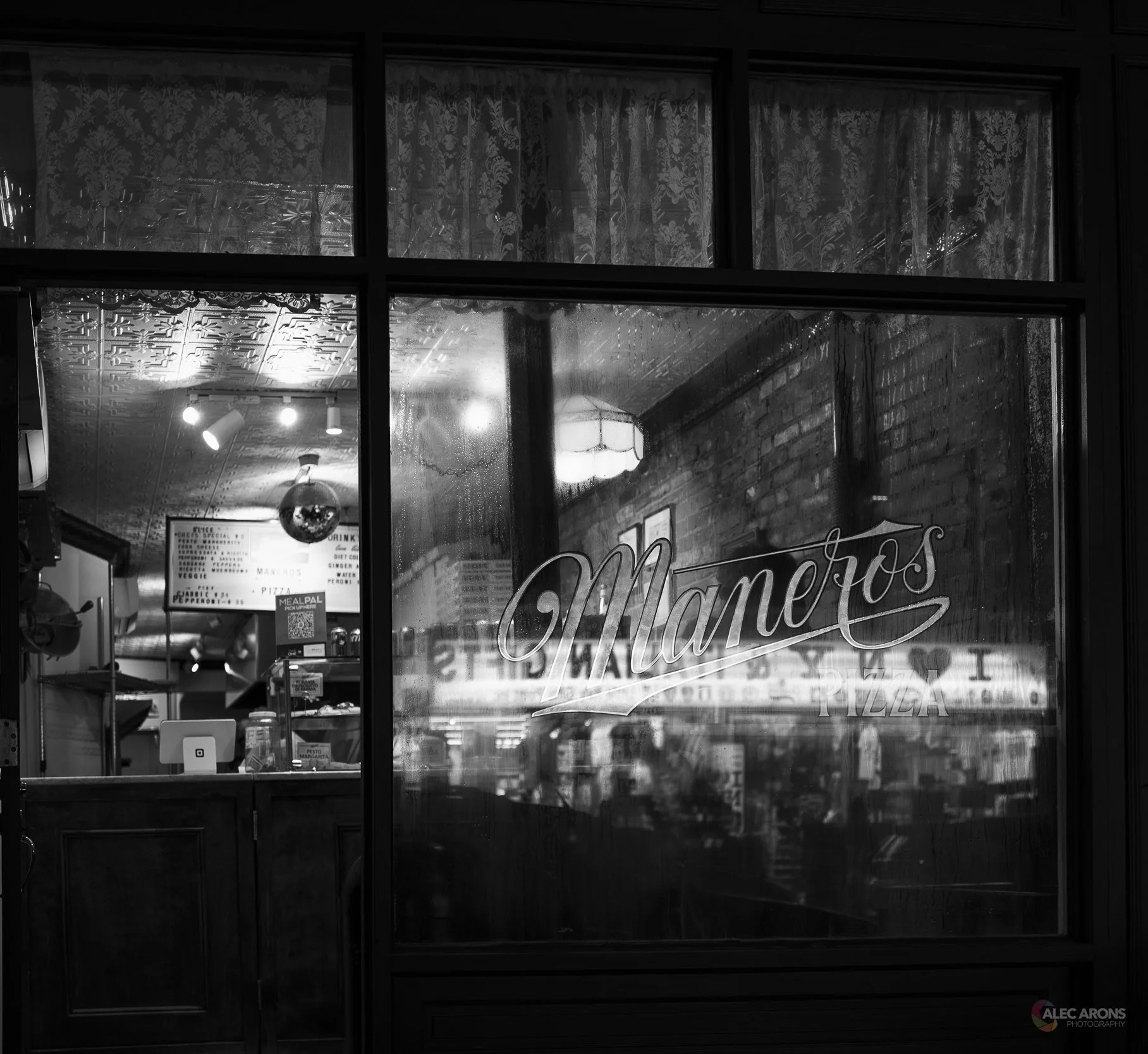 MANEROS PIZZA