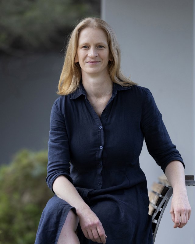 251023 Telha Clarke-1230v2.jpg