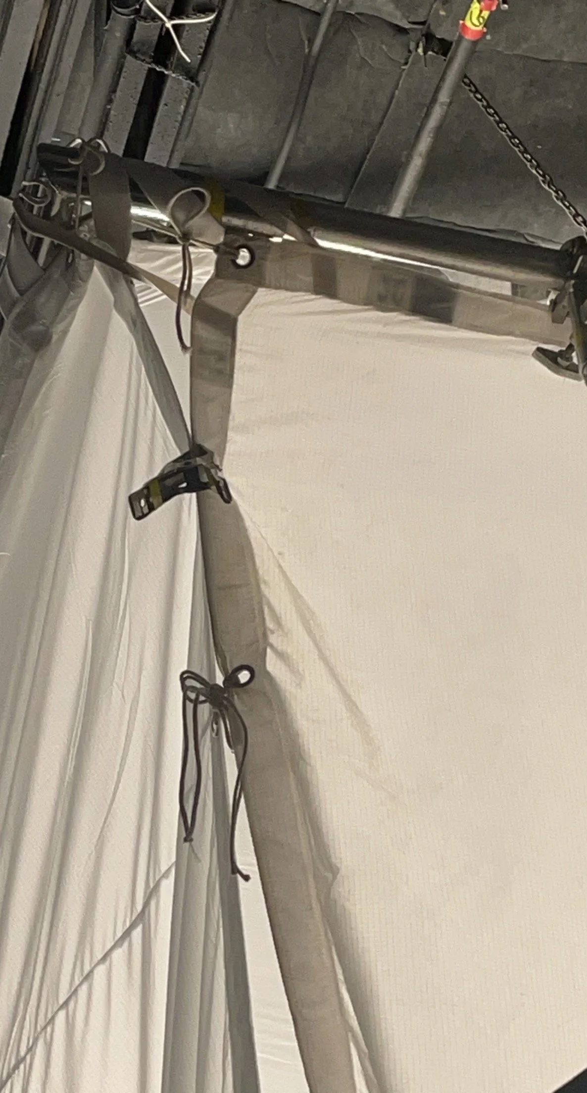 set curtains bow 1.JPG