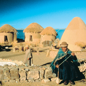 peru_lake-titicaca-huts.jpg