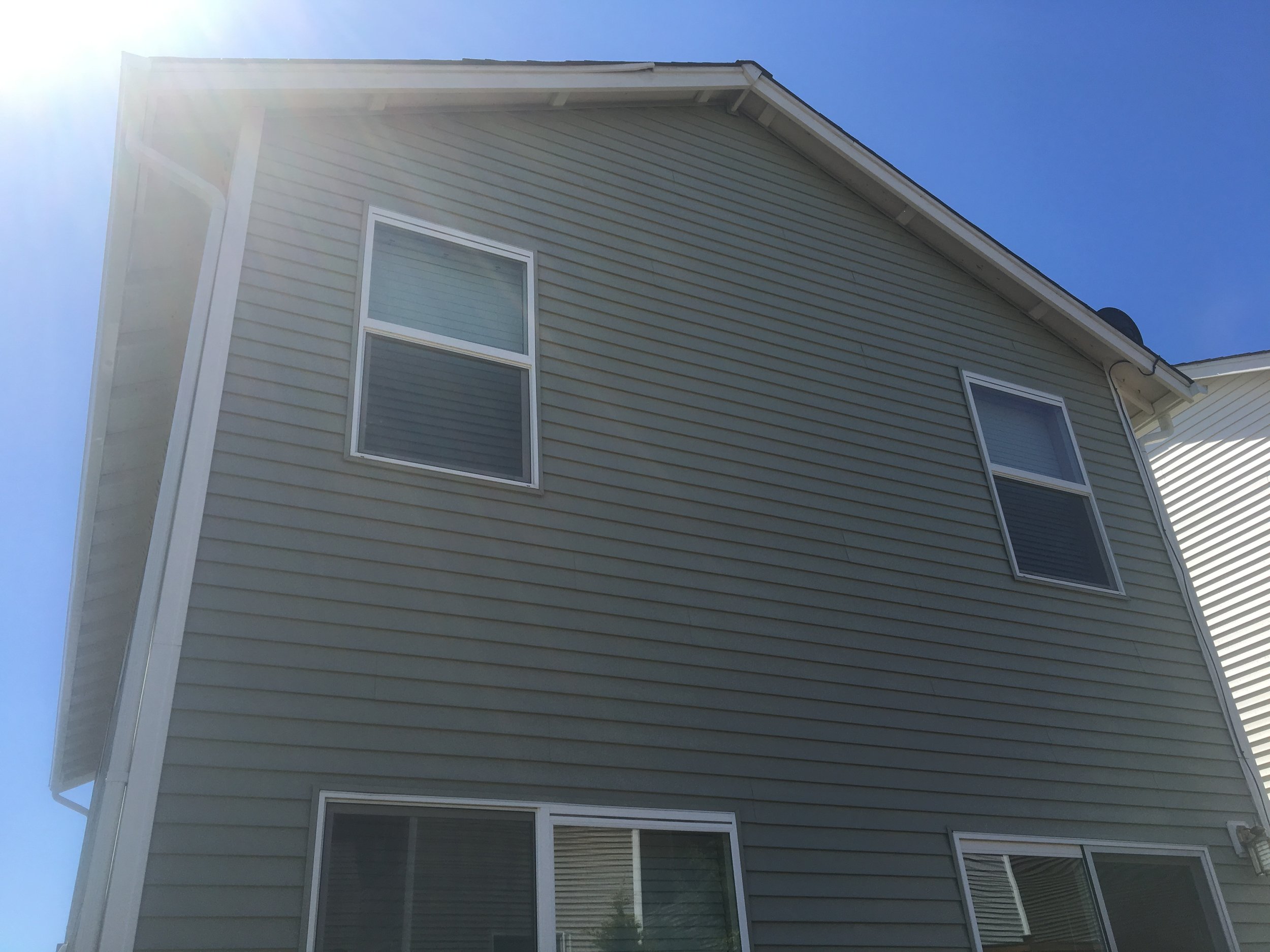 siding2_after.JPG