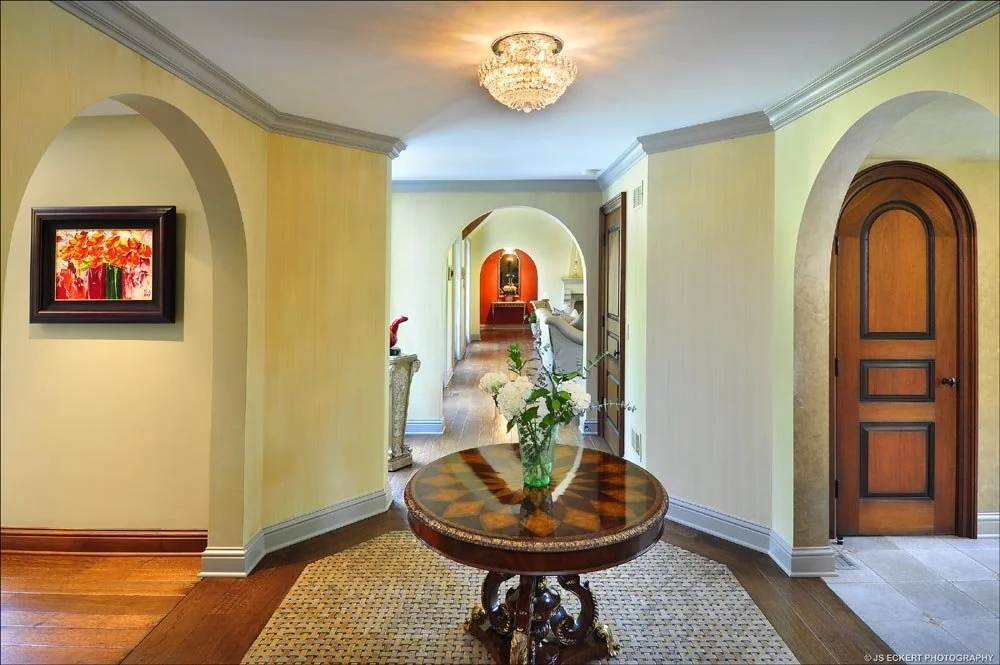 vestibule.jpg