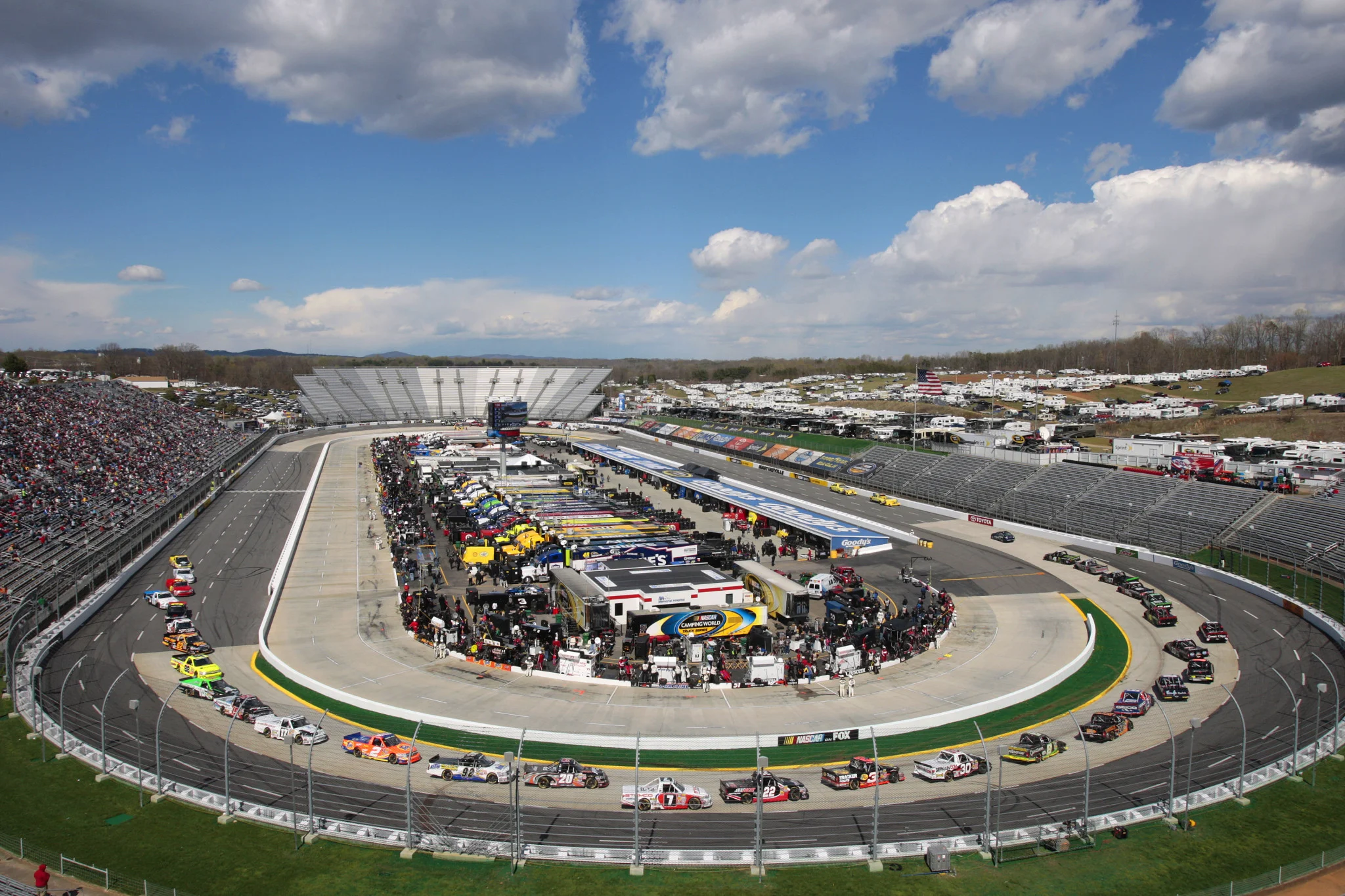 Martinsville-Speedway.jpg