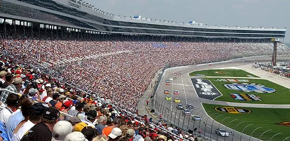 texas-motor-spdwy-crowd-2014.jpg