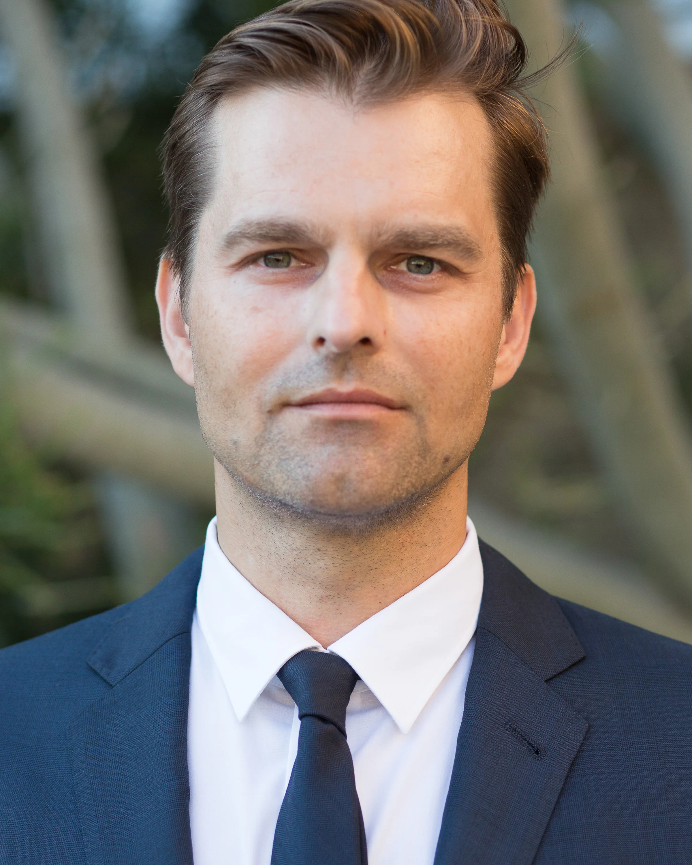 HEADSHOTS — JASON LOWRIE