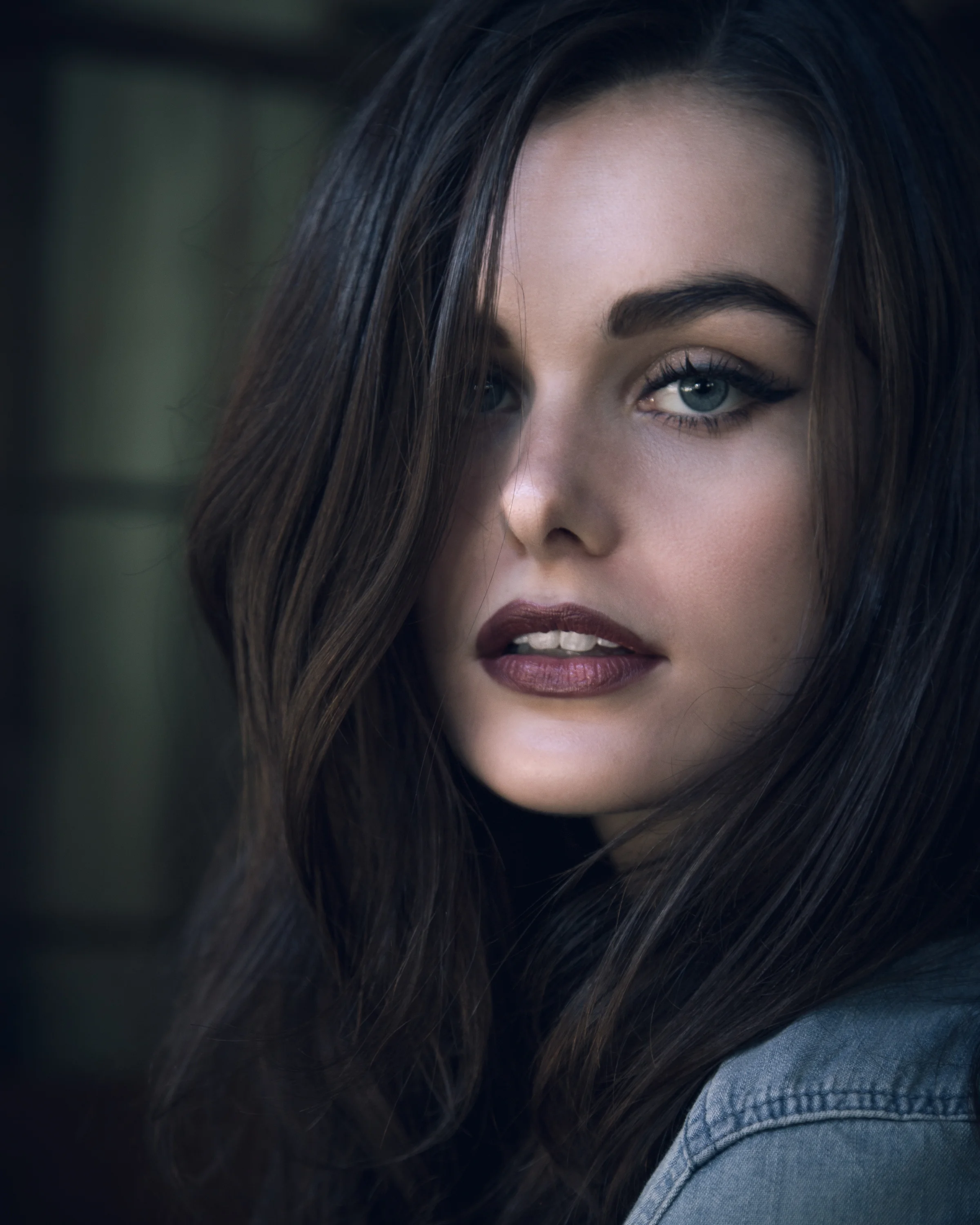HEADSHOTS — JASON LOWRIE