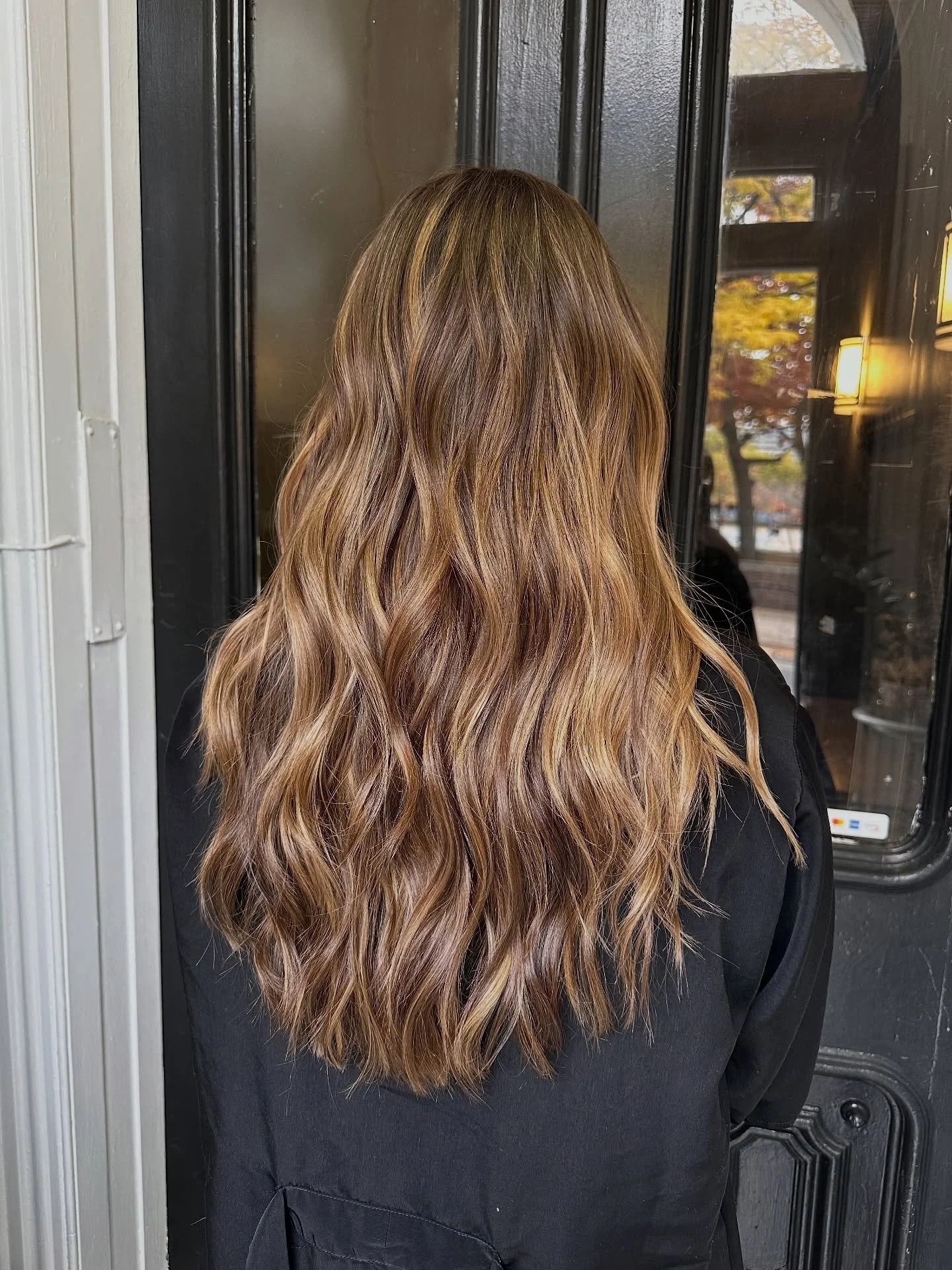 GEORGY

This warm dimensional brunette balayage is everything!
@ggbhair