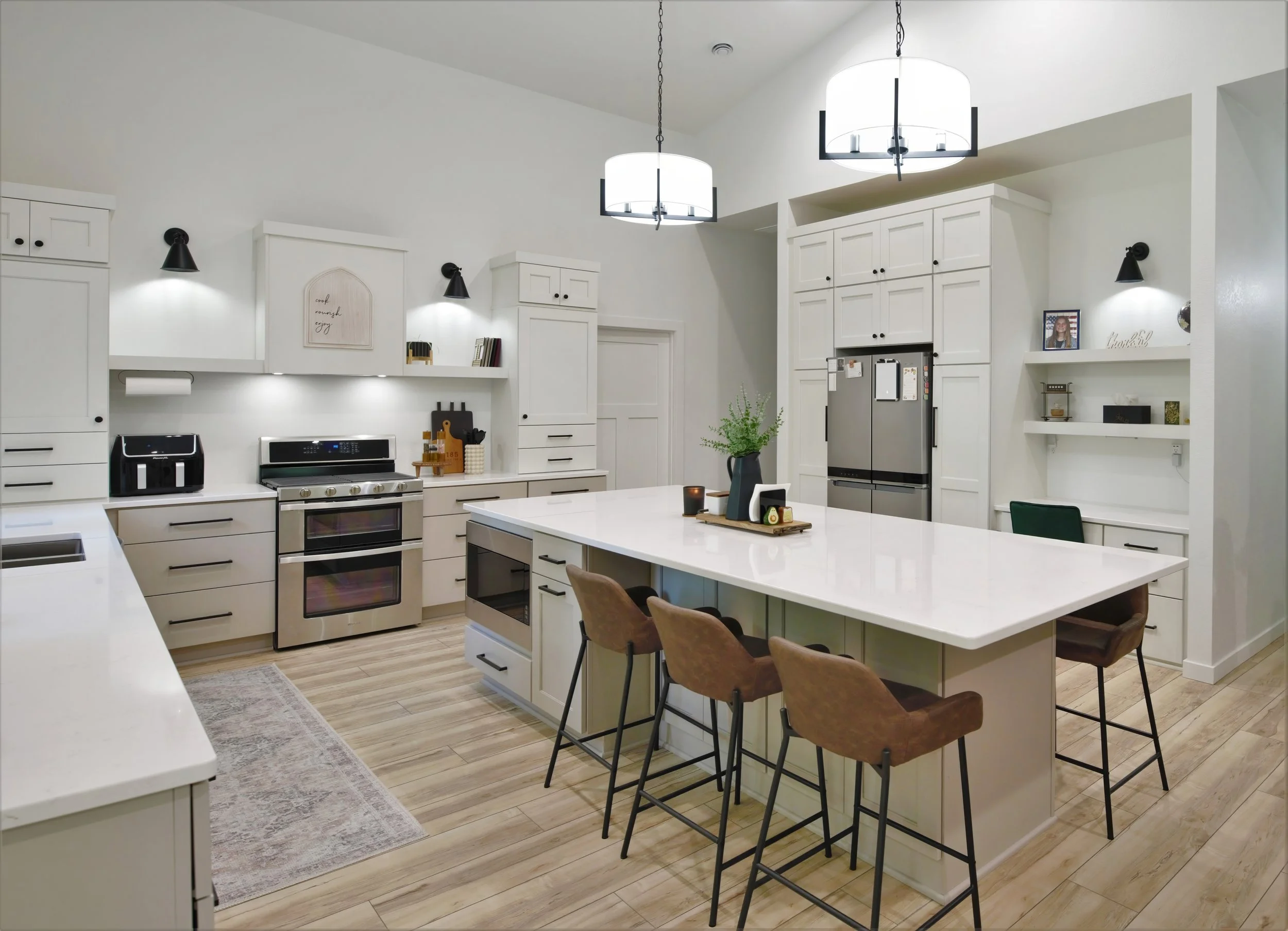 Iverson 2944 Bright Lights... (1).jpeg