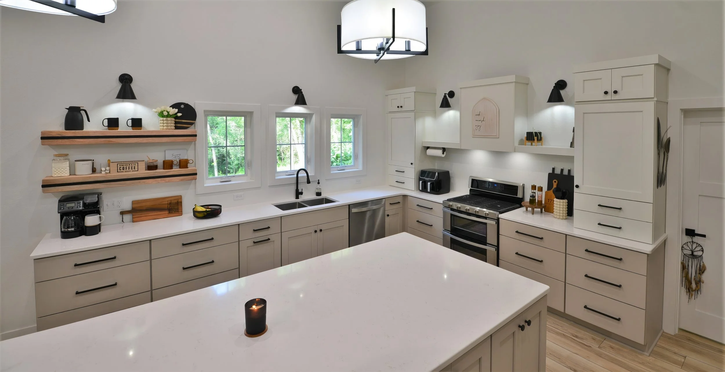 Iverson 2953 Higher View... (1).jpeg