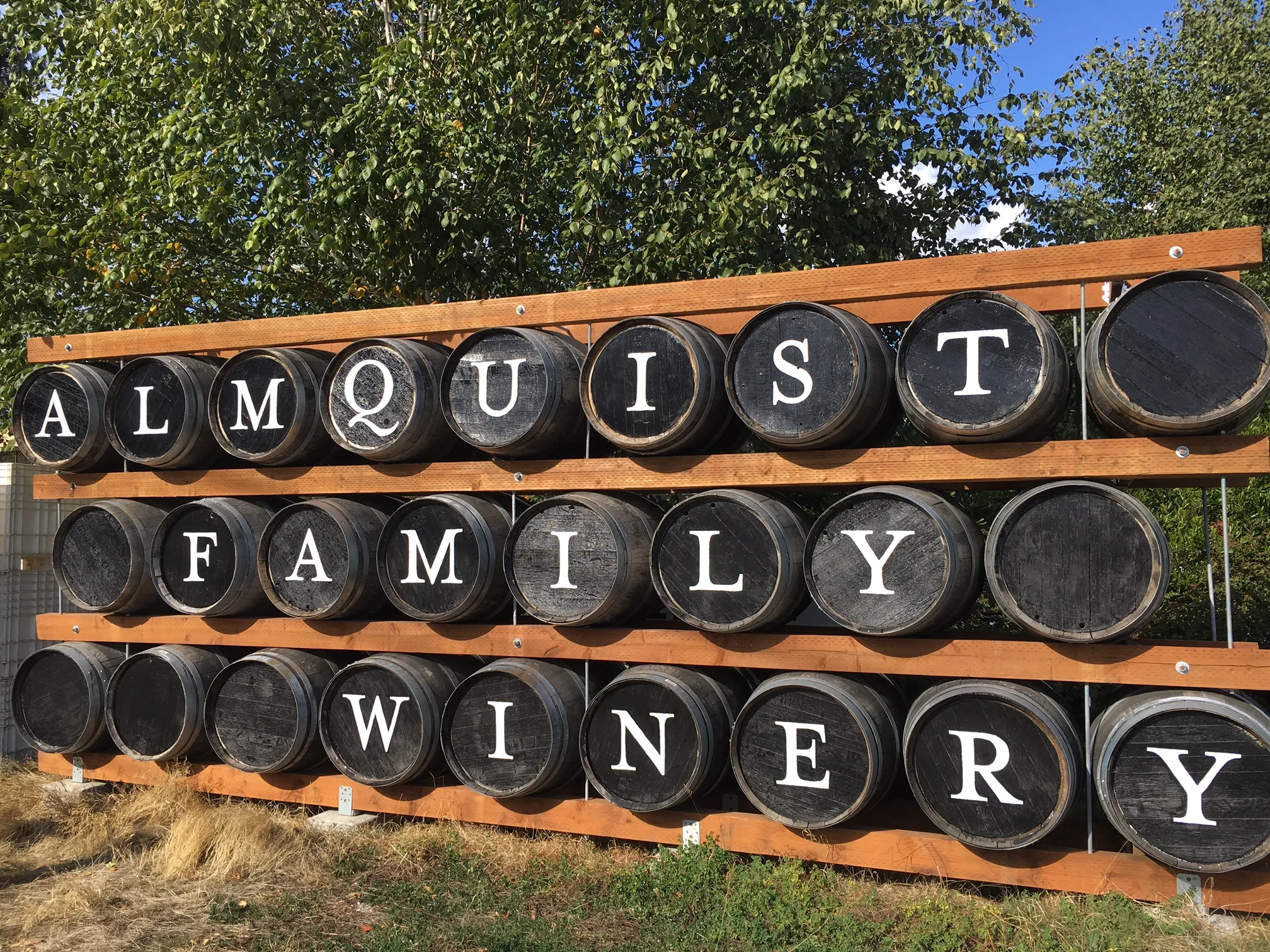SEATTLE WINE TASTING ROOM IS A HIDDEN QUEEN ANNE GEM