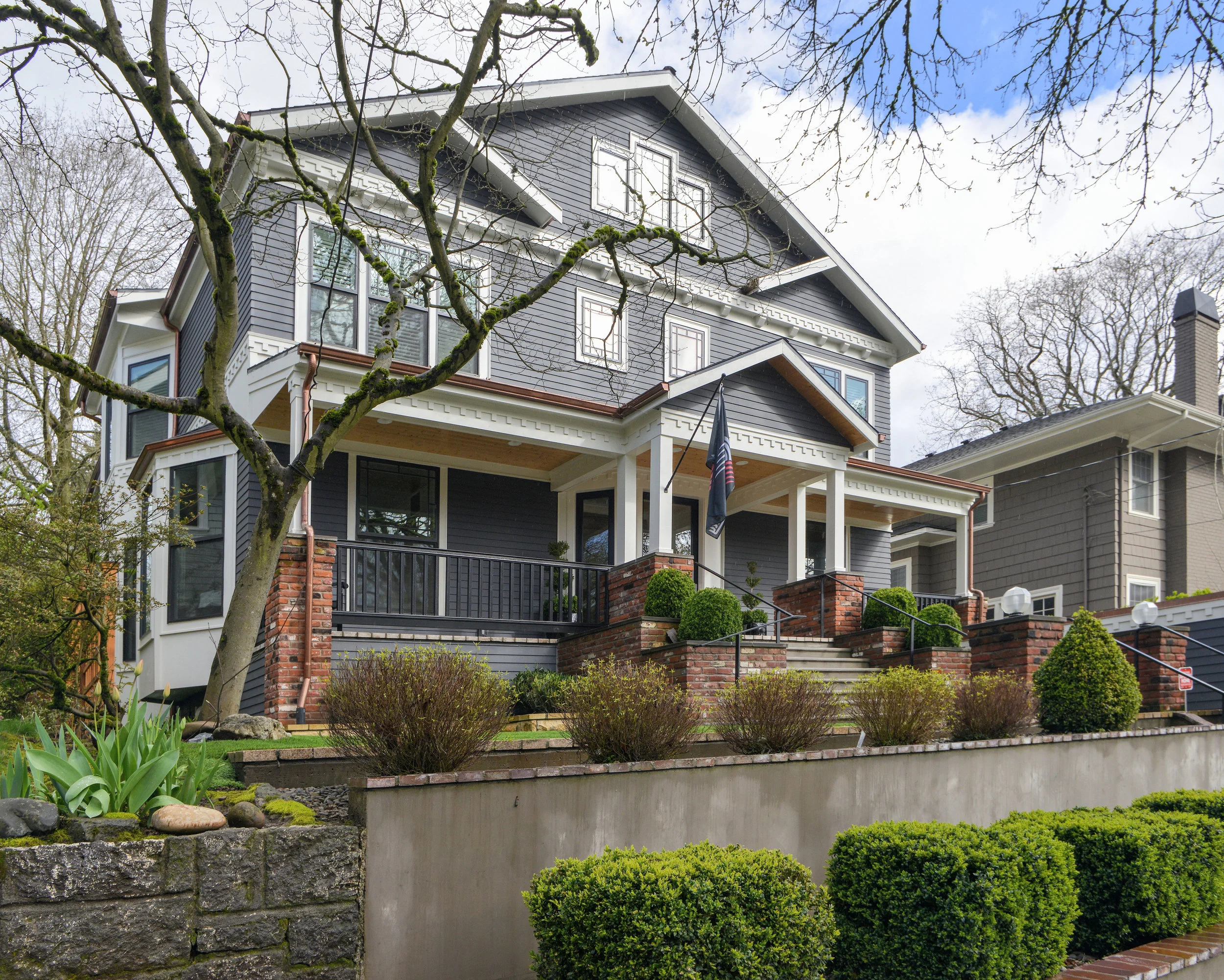 2134NE19thAve-0103fn_lr.jpg