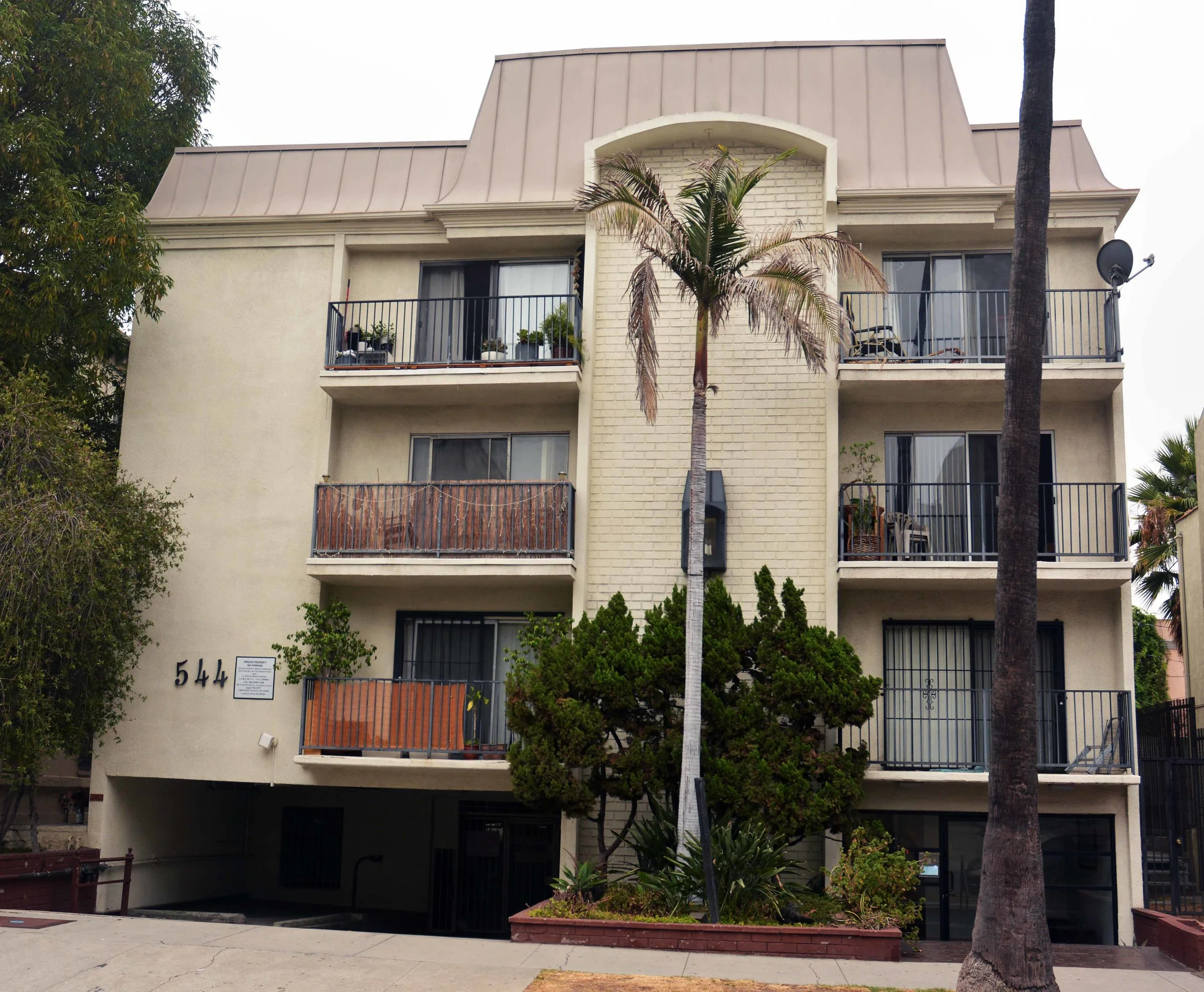 24 Unit Koreatown Value-Add Multifamily 