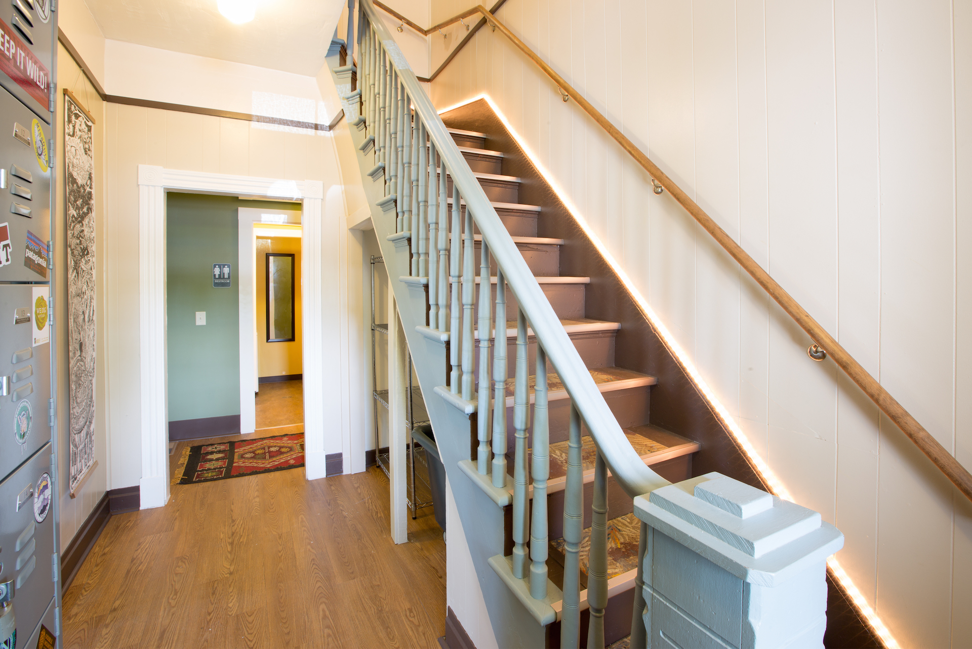Shady_Spruce_Hostel_Pam_Voth_Photography_007.jpg