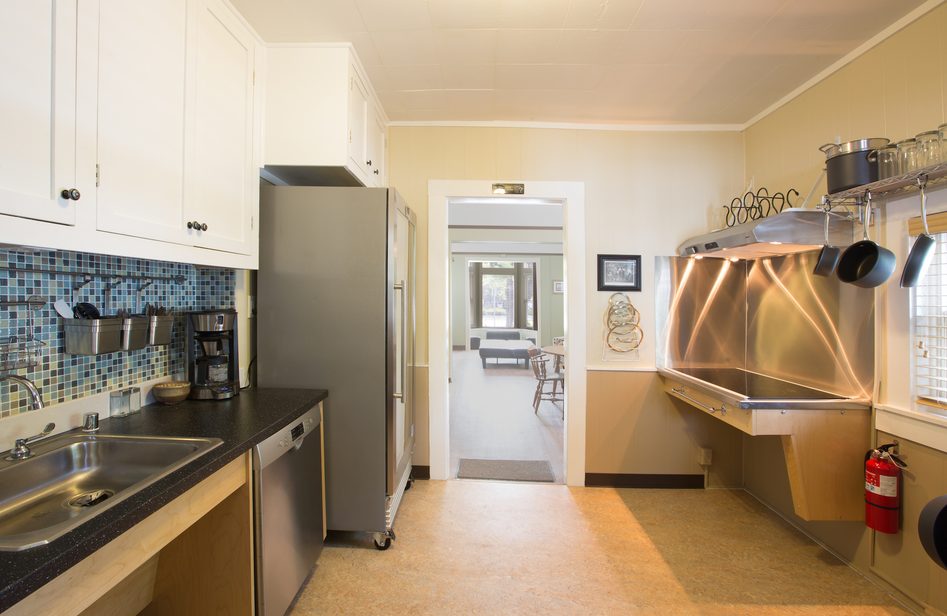 Shady_Spruce_Hostel_Pam_Voth_Photography_012.jpg