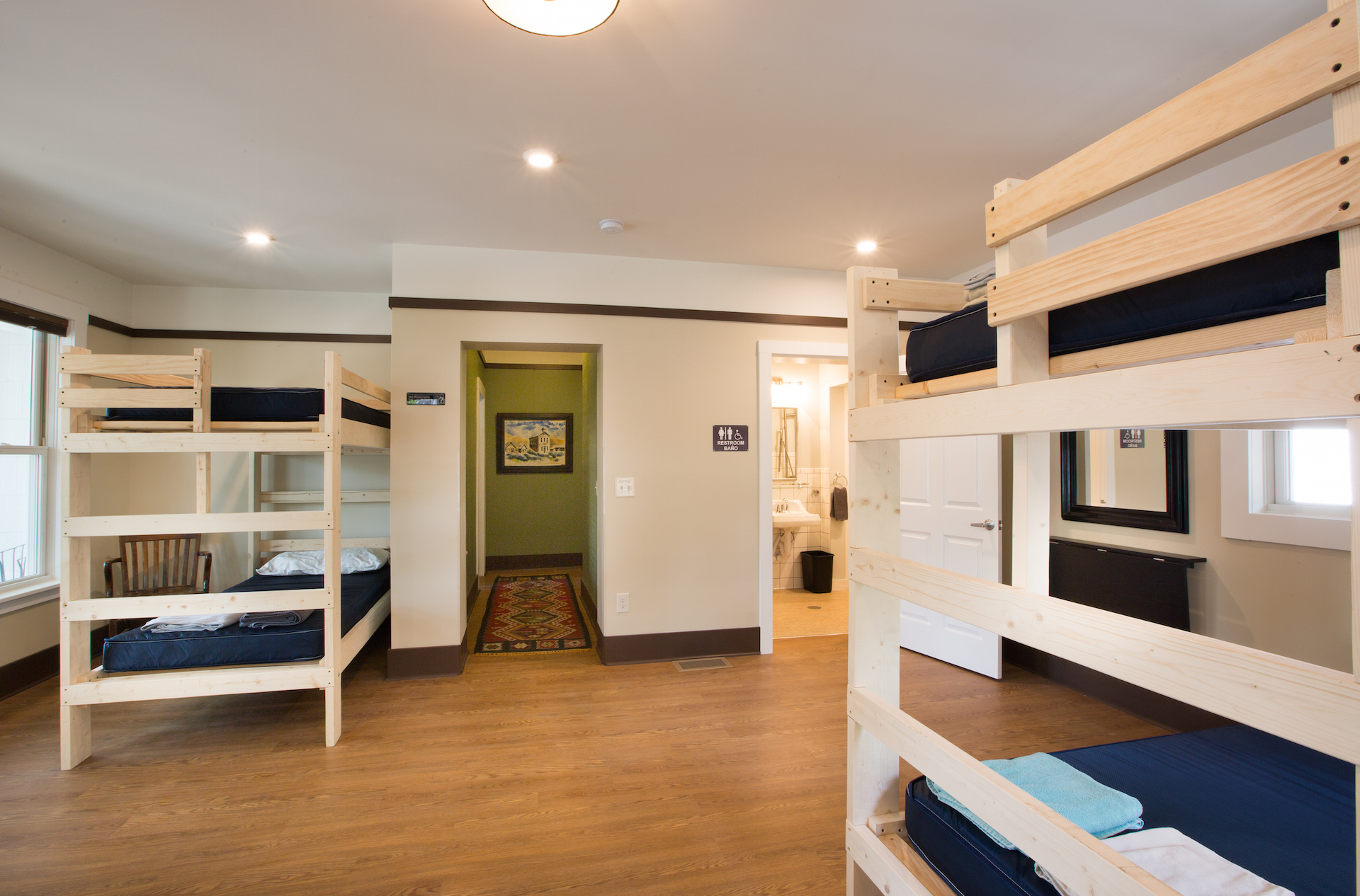 Shady_Spruce_Hostel_Pam_Voth_Photography_015.jpg