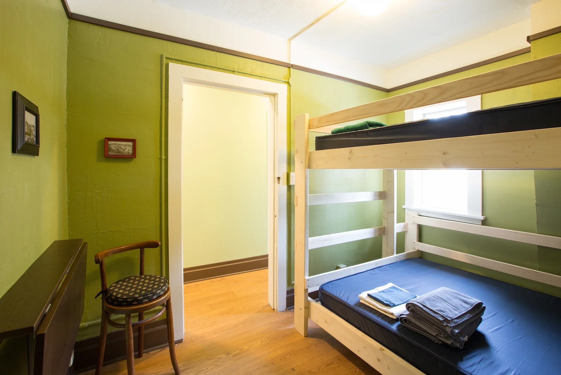 Shady_Spruce_Hostel_Pam_Voth_Photography_027.jpg