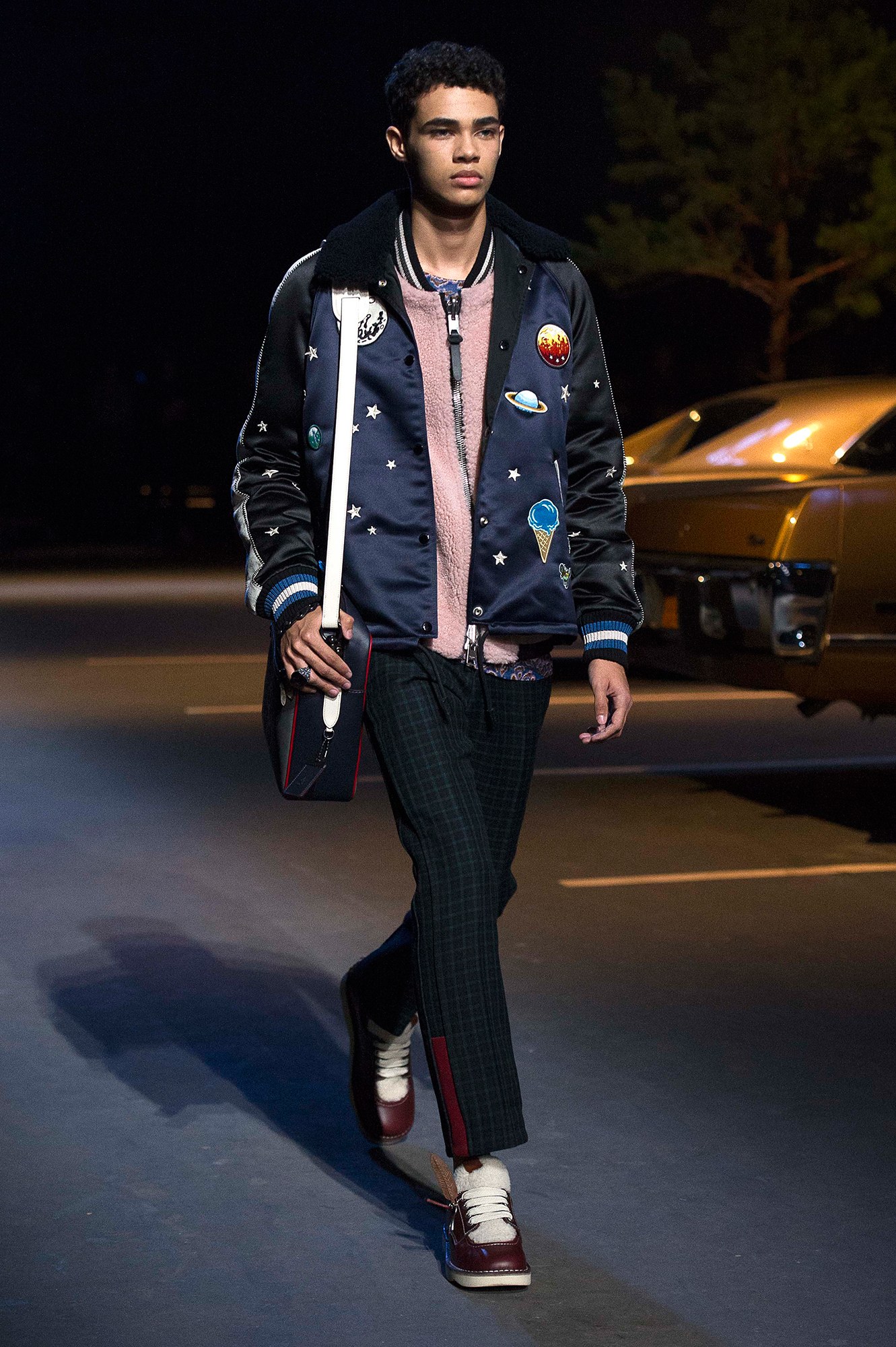 13-coach-menswear-fall-womenswear-pre-fall-2017.jpg