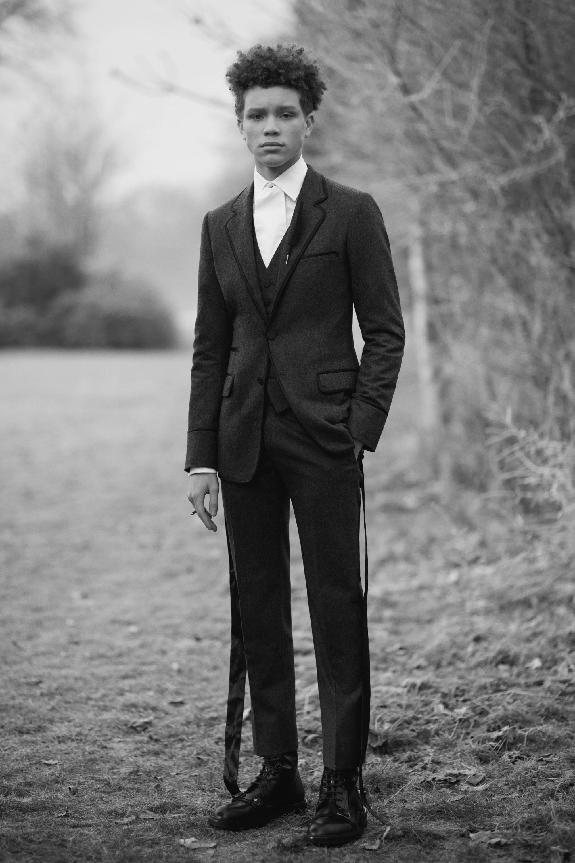 04-alexander-mcqueen-fall-2017.jpg
