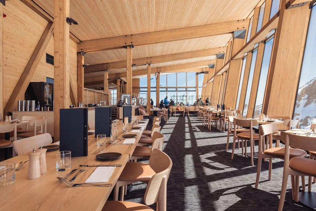 Knoll Pinnacles (1).JPG