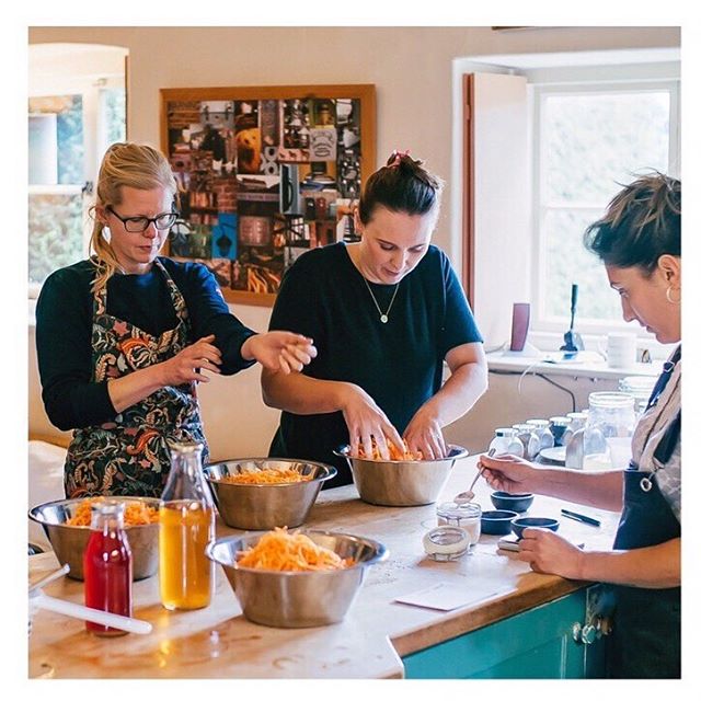 FERMENTING COMMUNITIES
⠀⠀⠀⠀⠀⠀
One of my missions with Gutsy is to help create little pockets of communities of fermenters over the U.K.
⠀⠀⠀⠀⠀⠀
As a chef, I have always loved the connections we have around food.  There is no better feeling than to sit