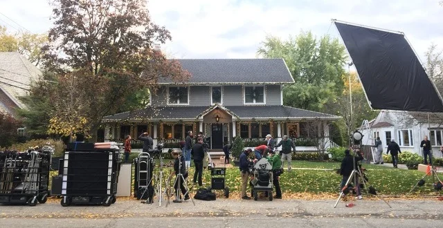 Ace Hardware - Holiday