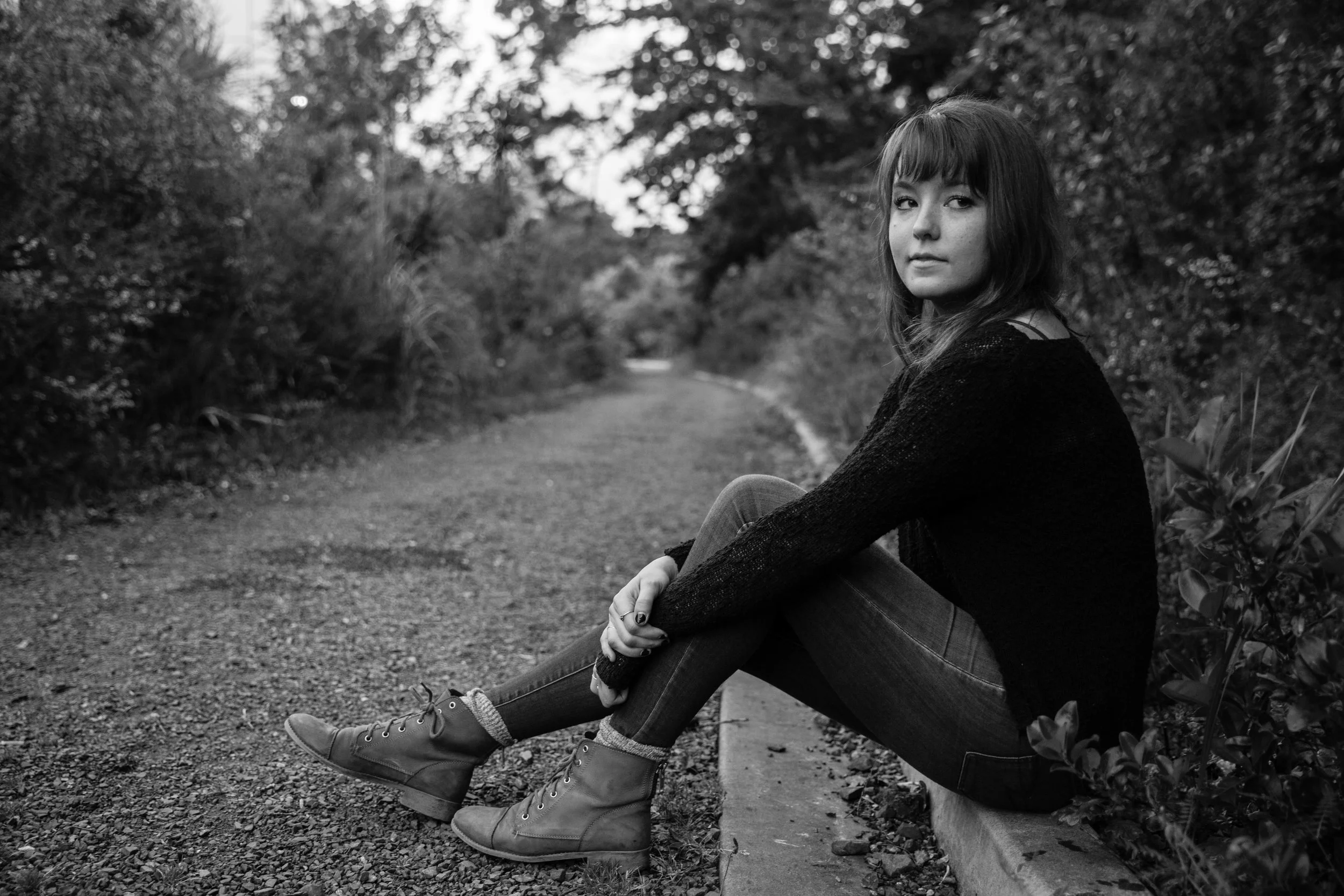 Cali BW  sitting 1 (1 of 1).jpg