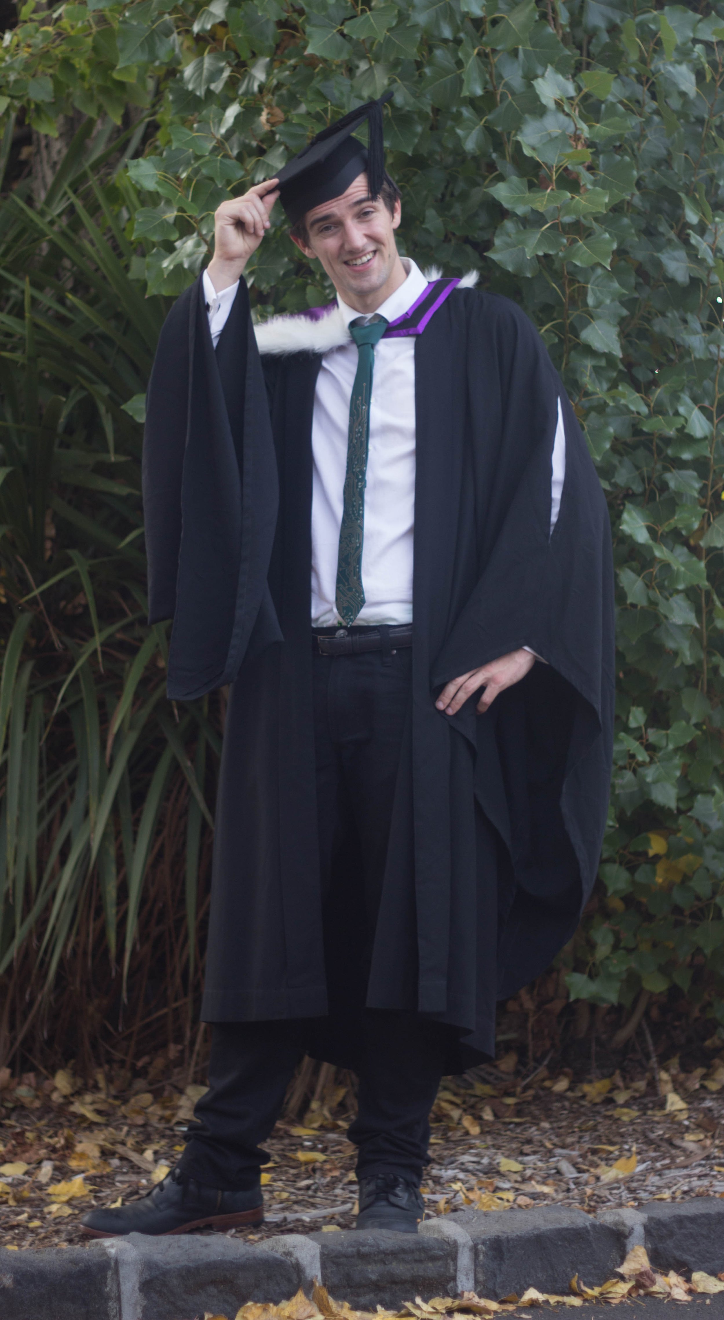 Bcom-Eng Thumbs up 2 (1 of 1).jpg